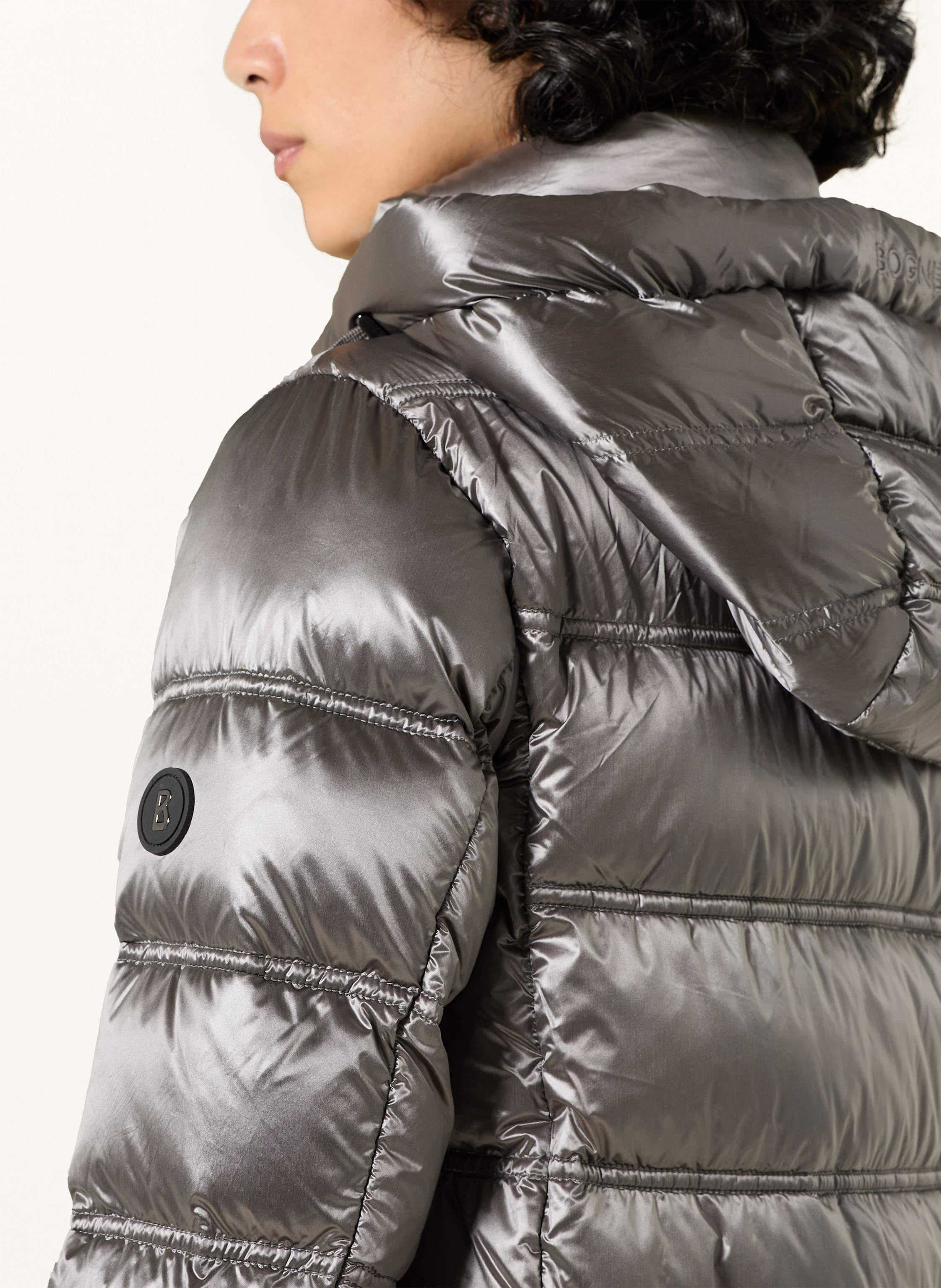 Thumbnail - Bogner Daunenmantel Lynn-d5 Mit Abnehmbarer Kapuze grau