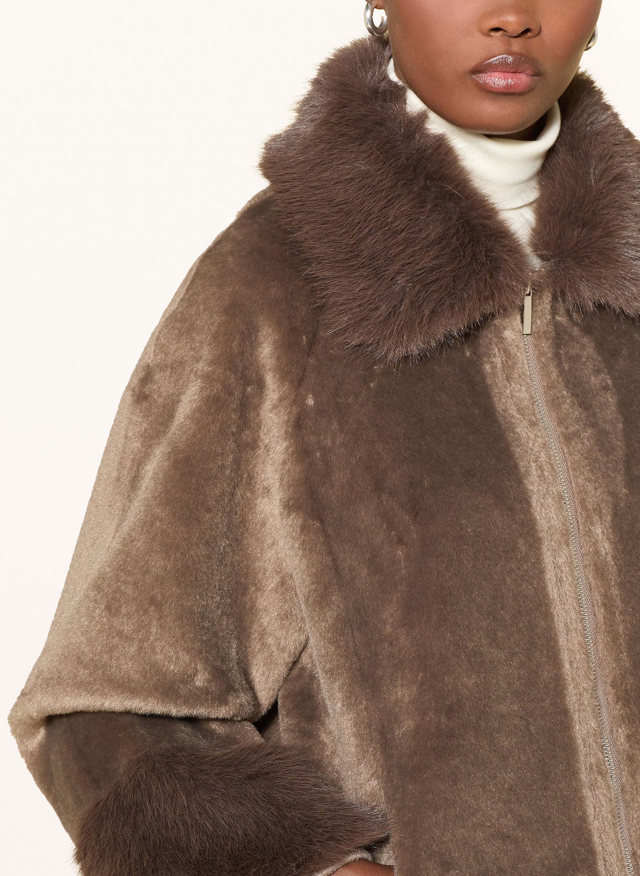 Thumbnail - Mrs & Hugs Kunstpelz-Jacke braun