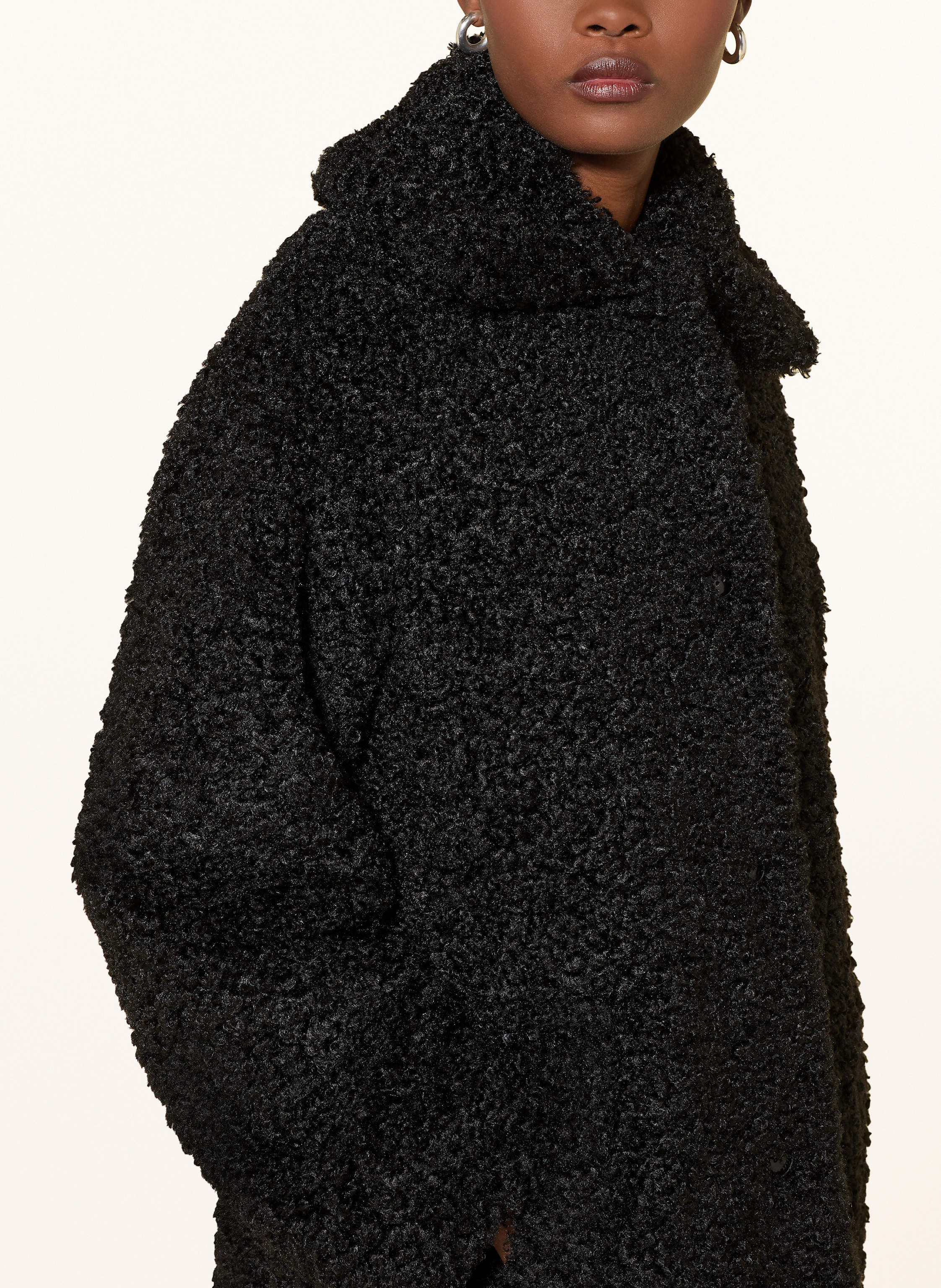 Thumbnail - Hugo Teddyfell-Mantel Mimina-1 schwarz