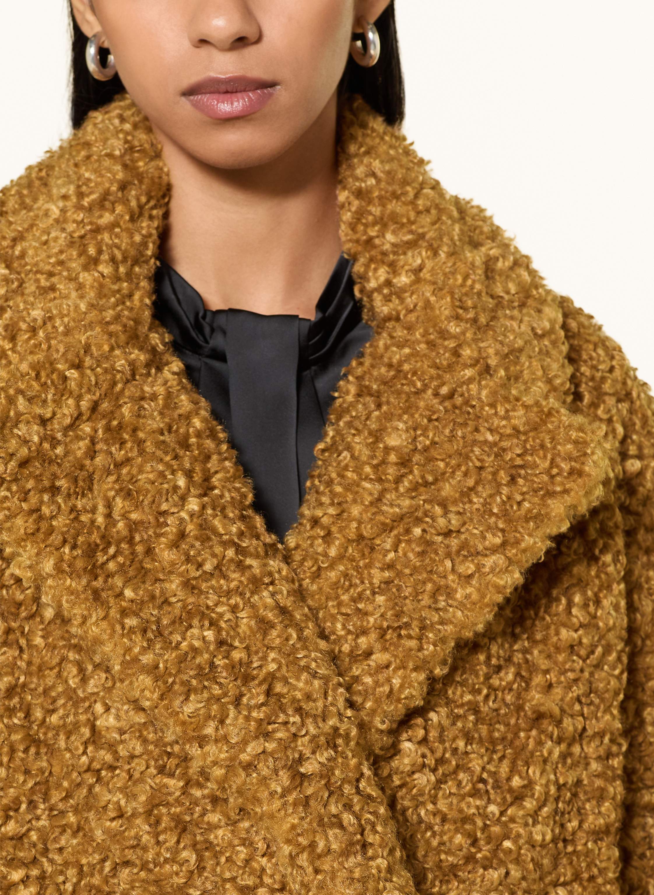 Thumbnail - Hugo Teddyfell-Mantel Malite braun