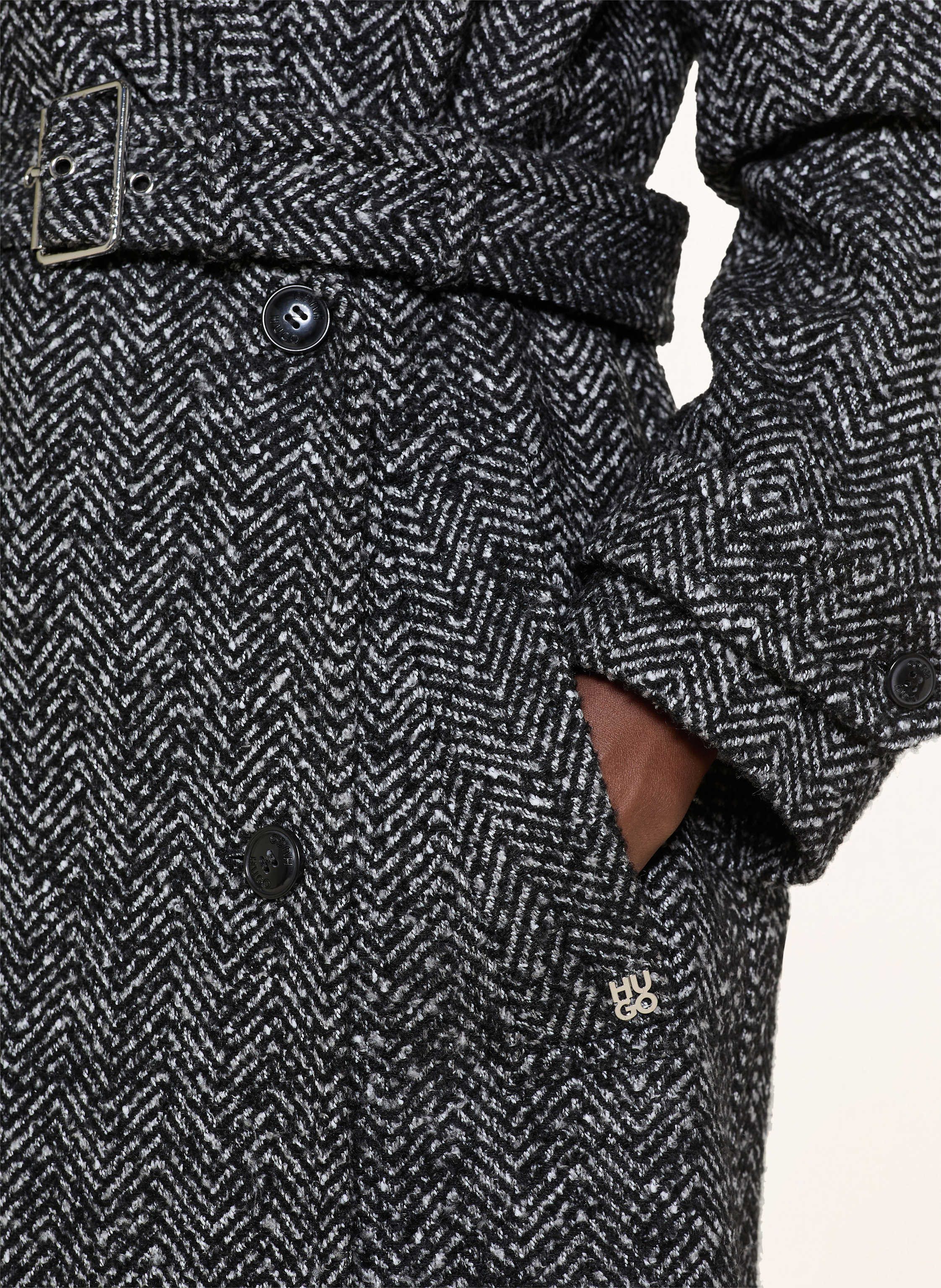 Thumbnail - Hugo Mantel Martinu grau