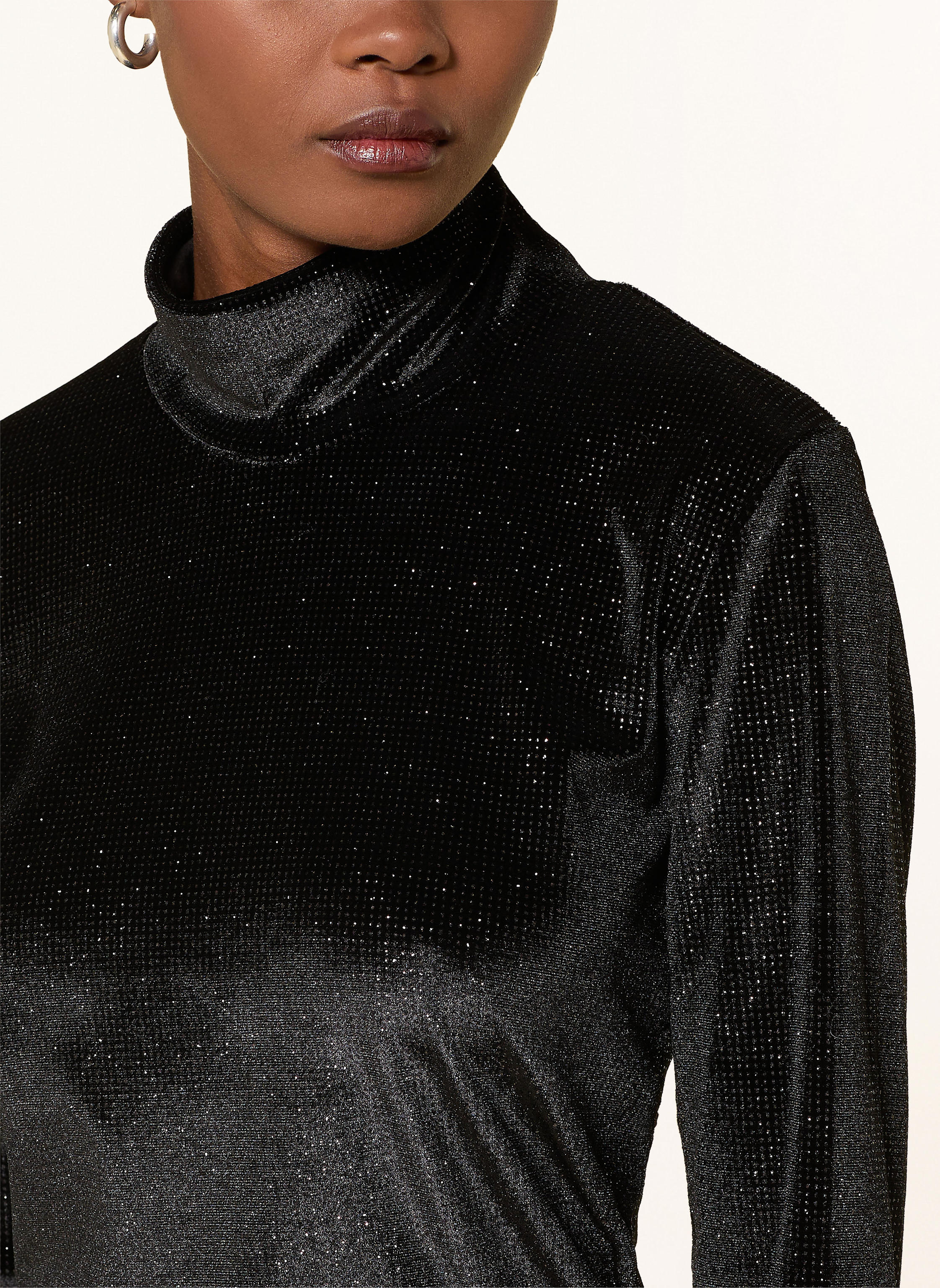 Thumbnail - Essentiel Antwerp Longsleeve Indienne Aus Samt schwarz