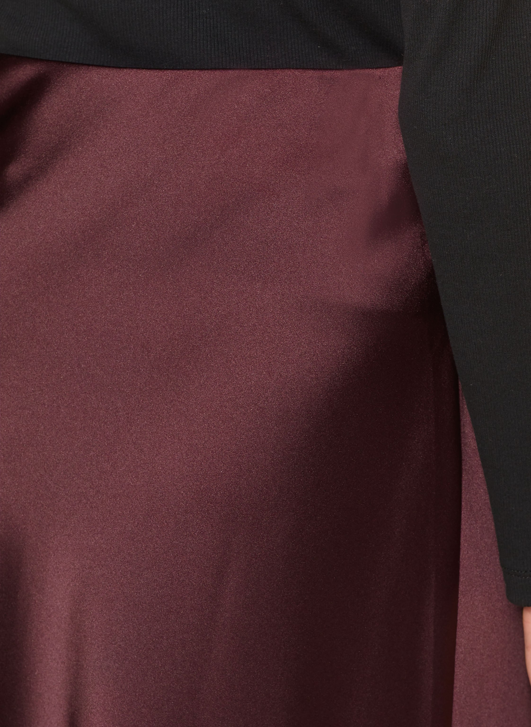 Thumbnail - Cartoon Satinrock lila