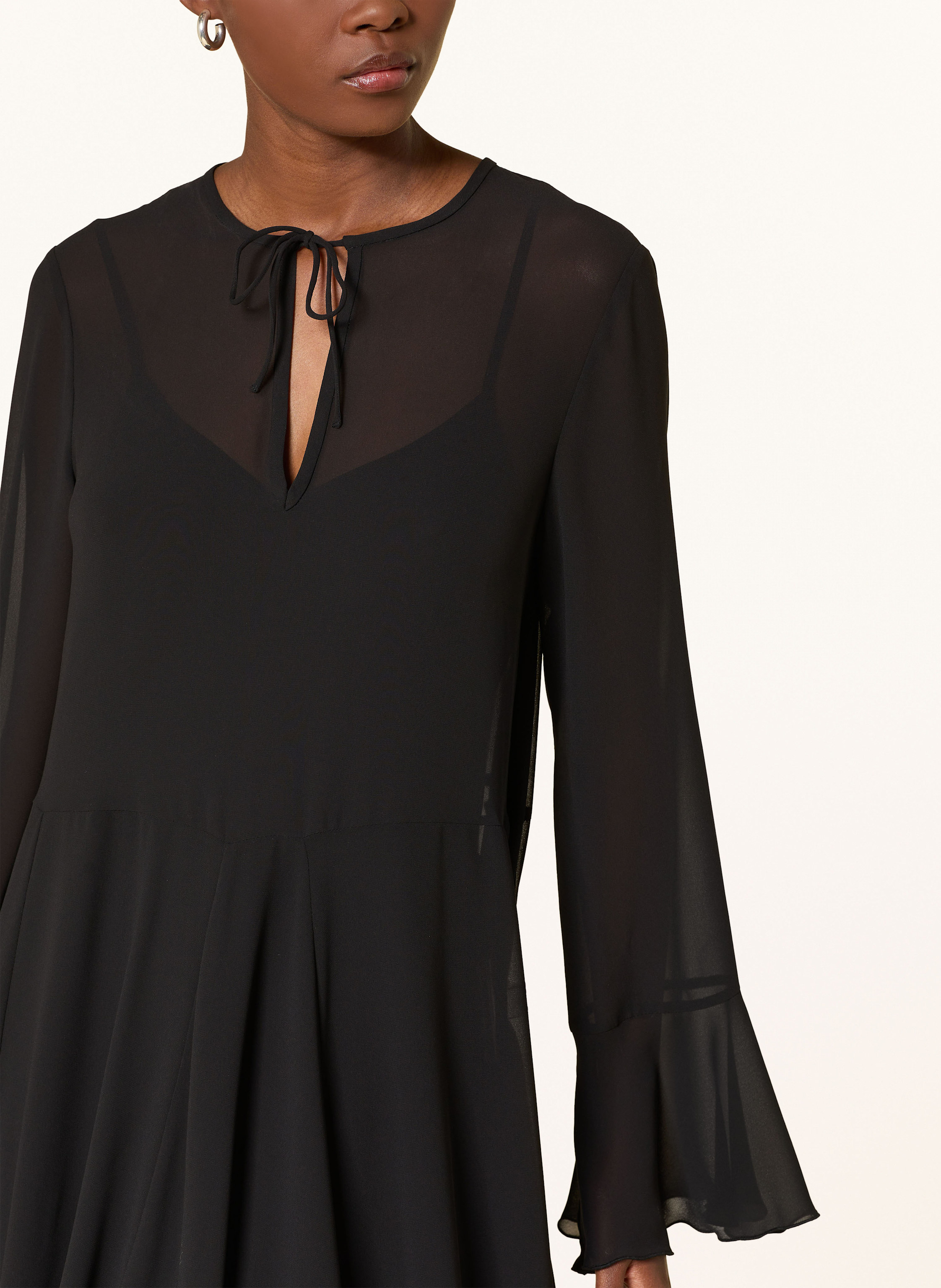 Thumbnail - Mrs & Hugs Kleid Mit Volants schwarz