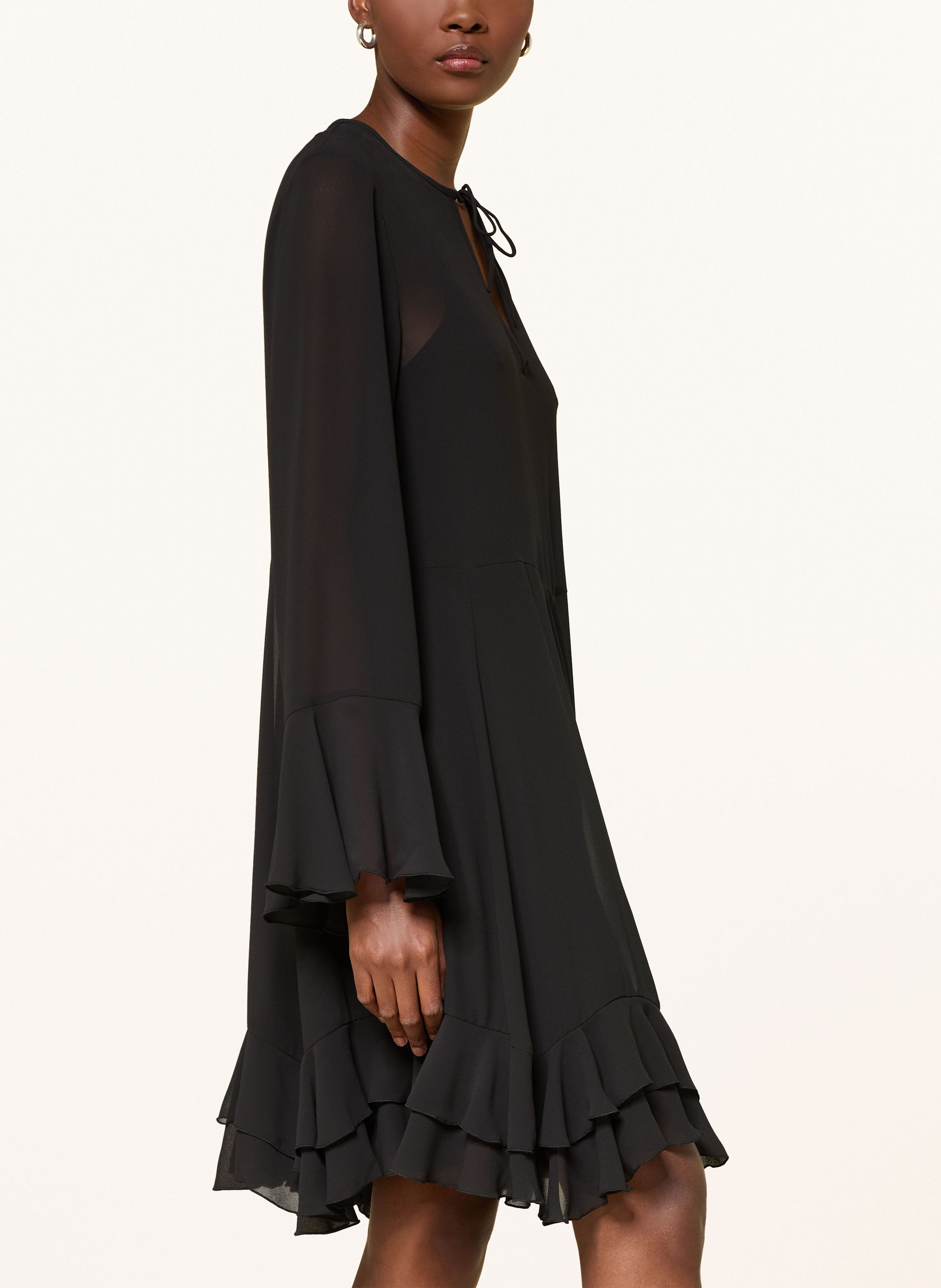 Thumbnail - Mrs & Hugs Kleid Mit Volants schwarz