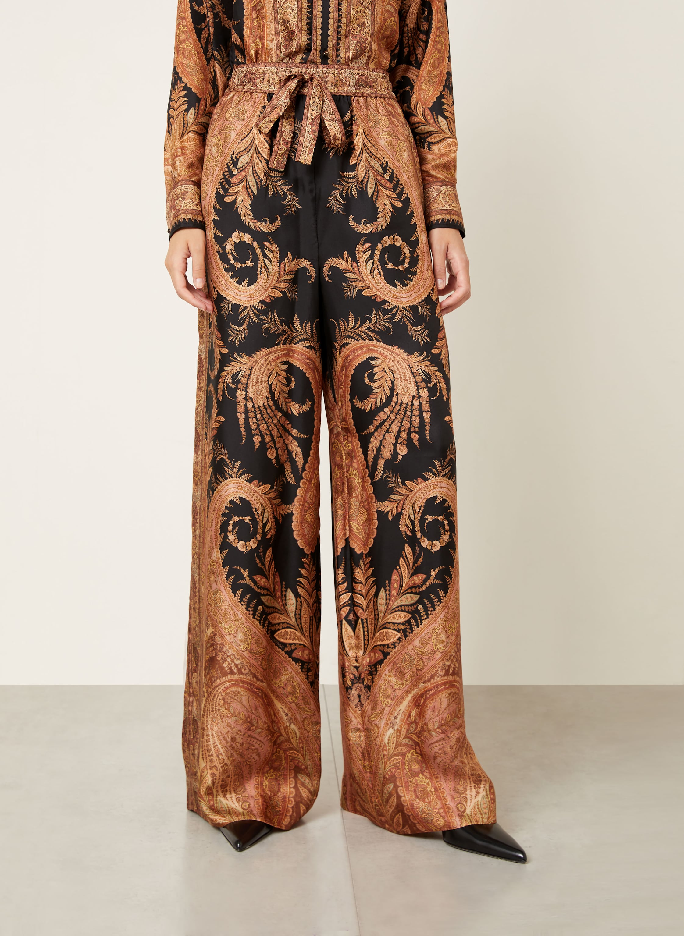 Thumbnail - Zimmermann Marlenehose Hypnotic Aus Seide schwarz