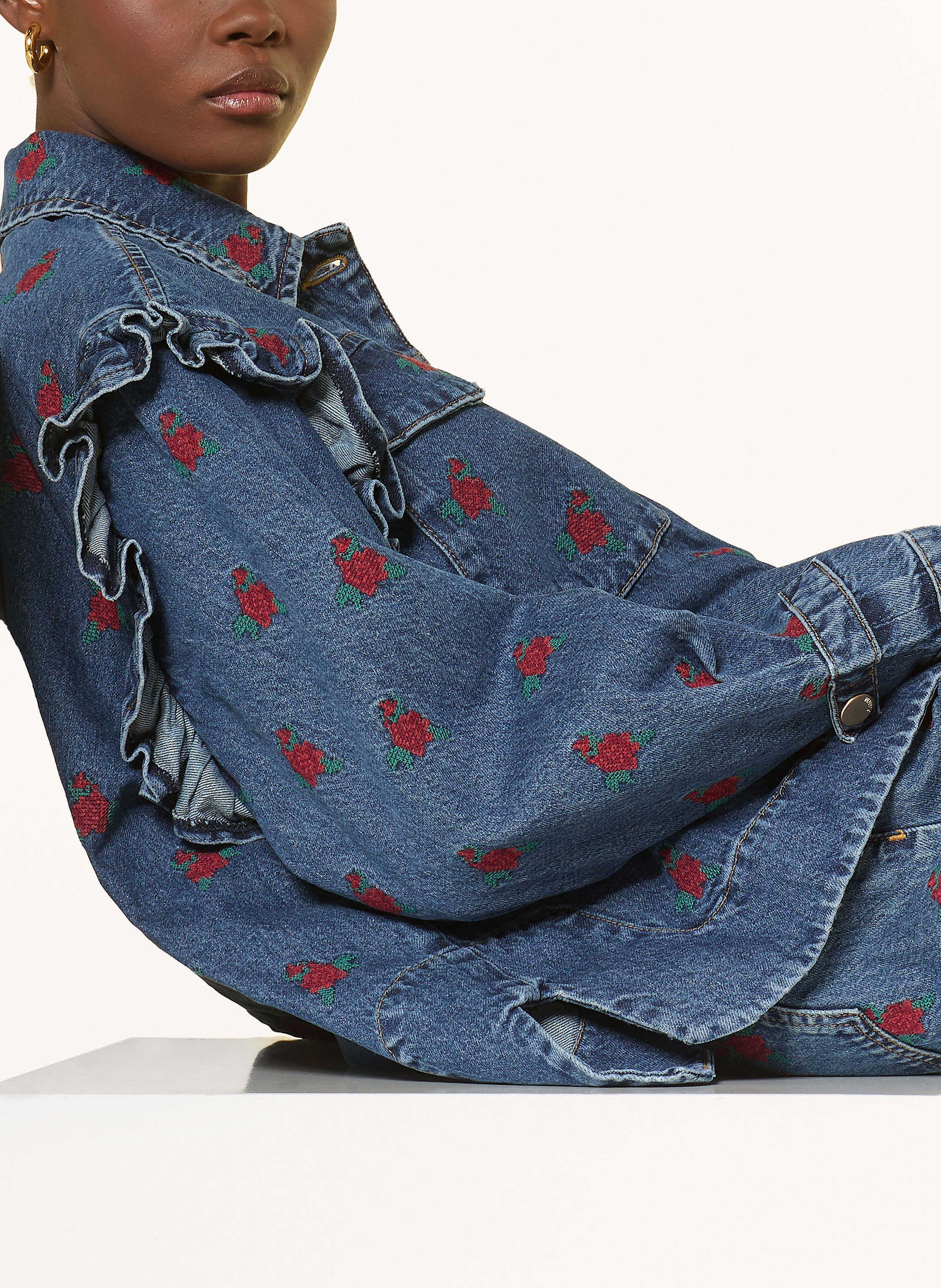 Thumbnail - Farm Rio Jeansjacke Flower Embroidered Mit Rüschen blau