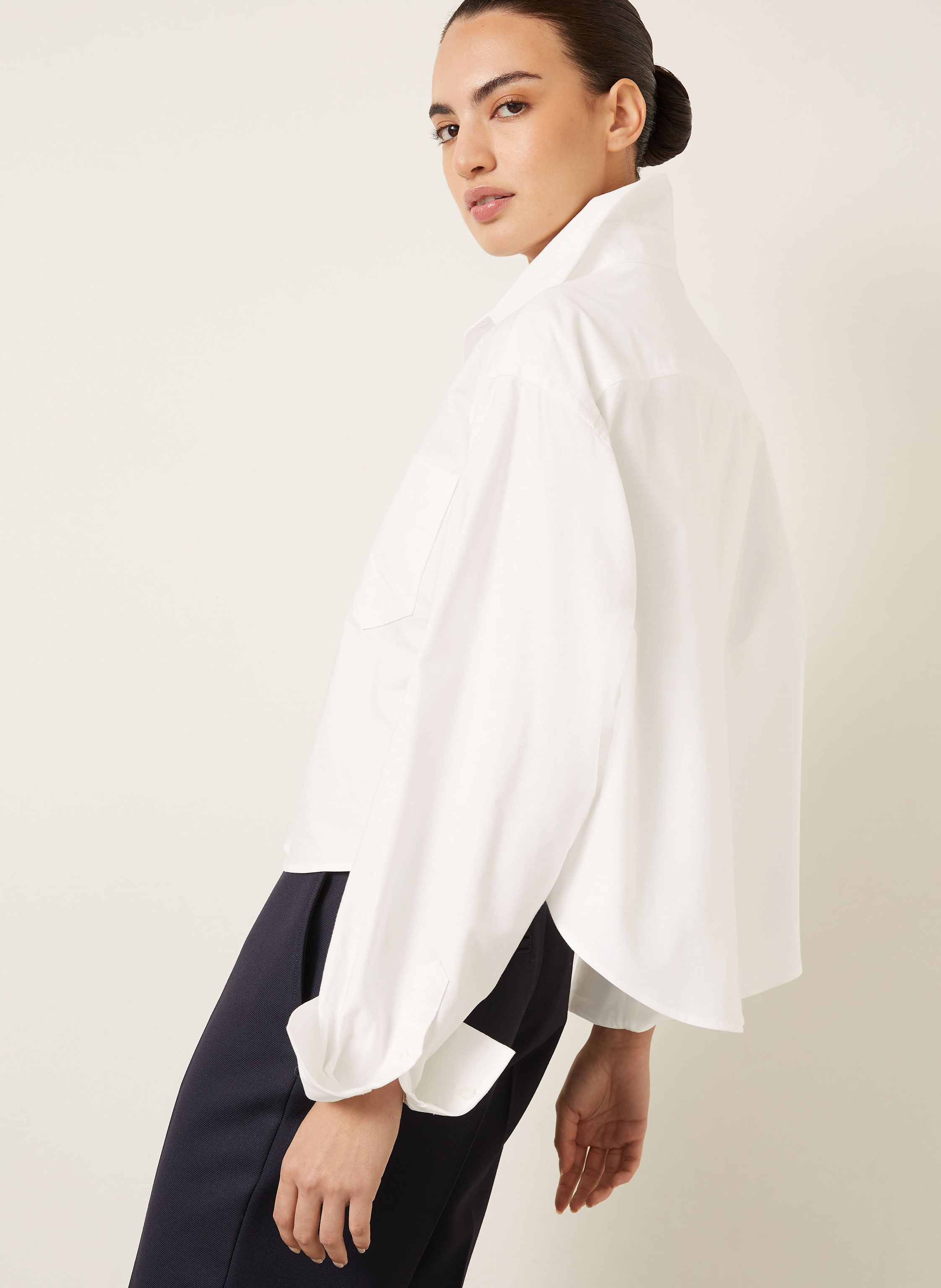 Thumbnail - Ami Paris Cropped-Hemdbluse weiss