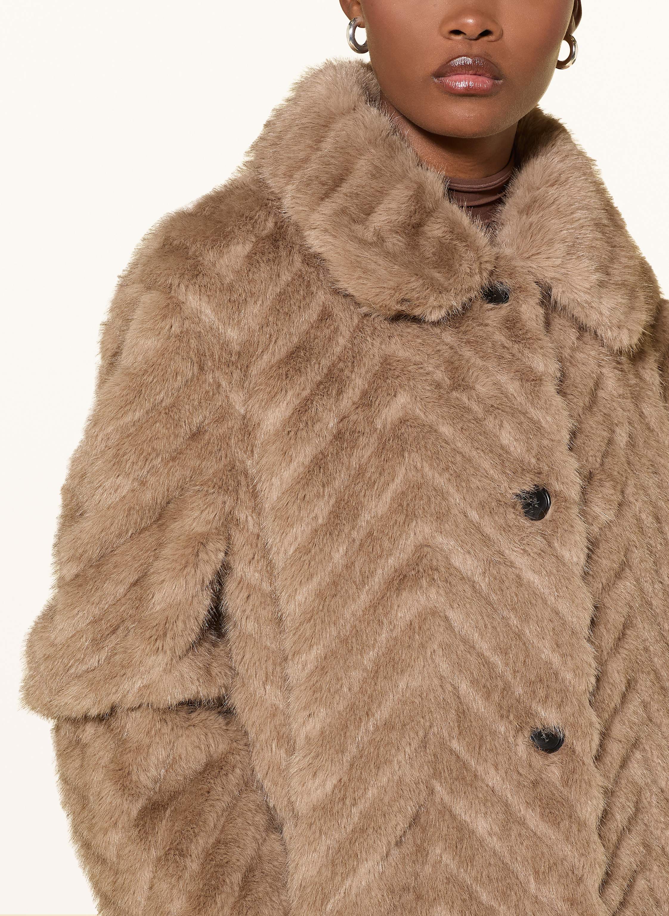 Thumbnail - Studio Ar Kunstpelz-Mantel Scarlet braun