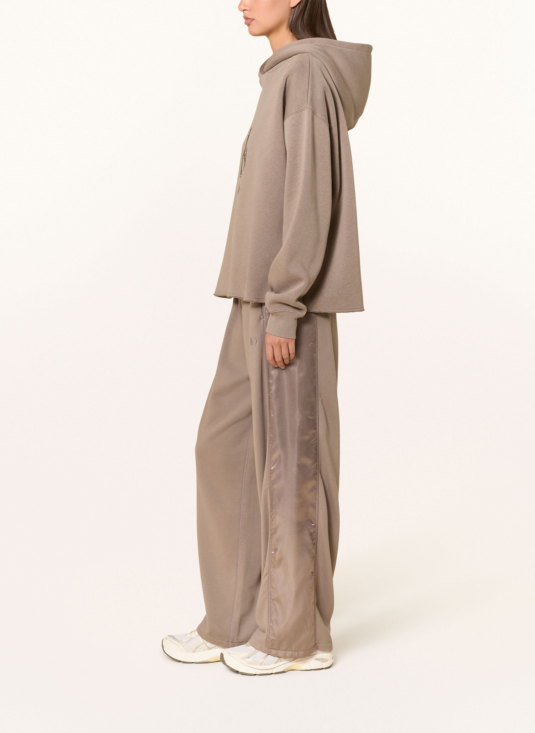 Thumbnail - 10days Hoodie beige