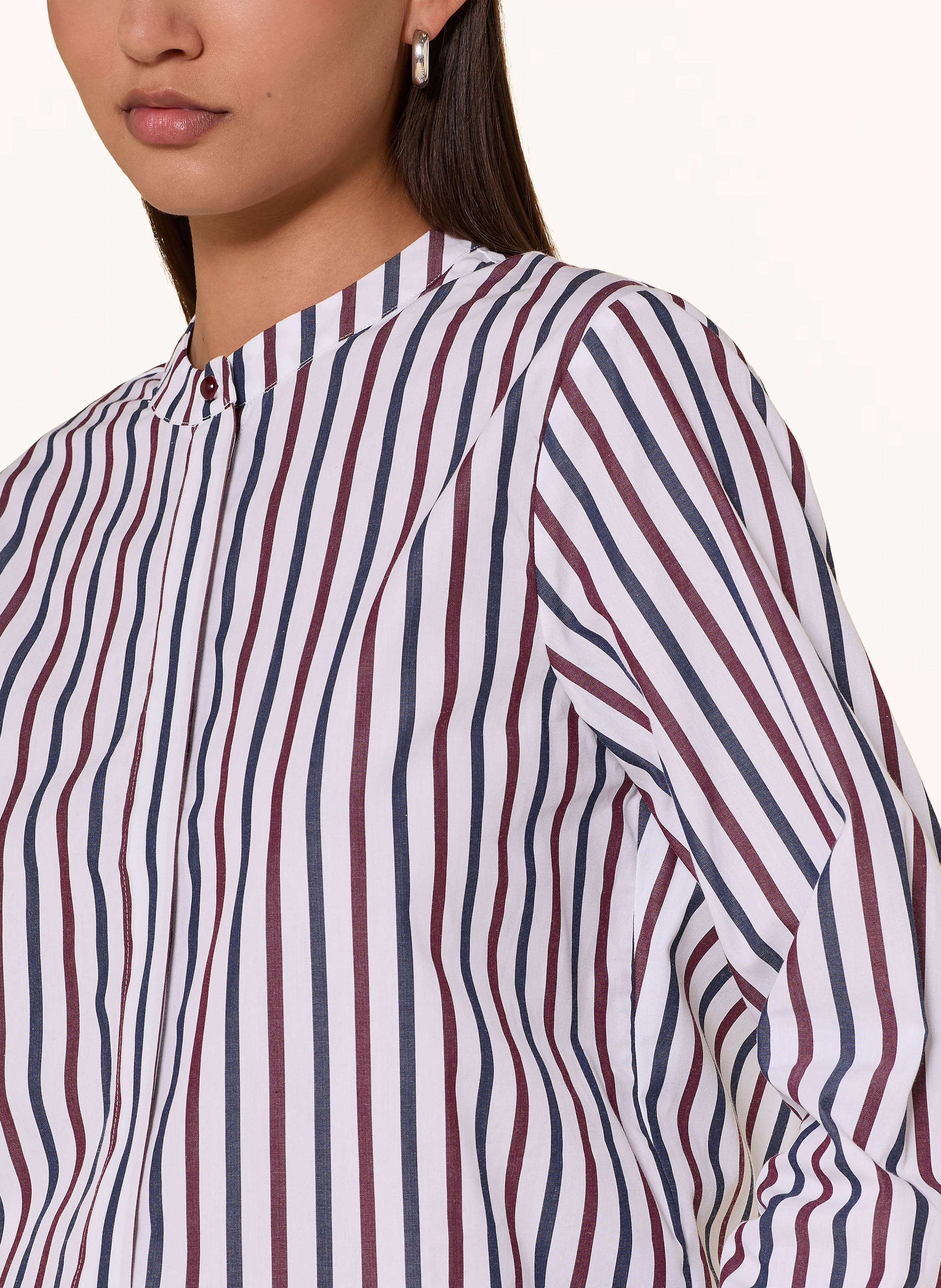 Thumbnail - Rich & Royal Bluse Mit Abnehmbarer Schluppe blau