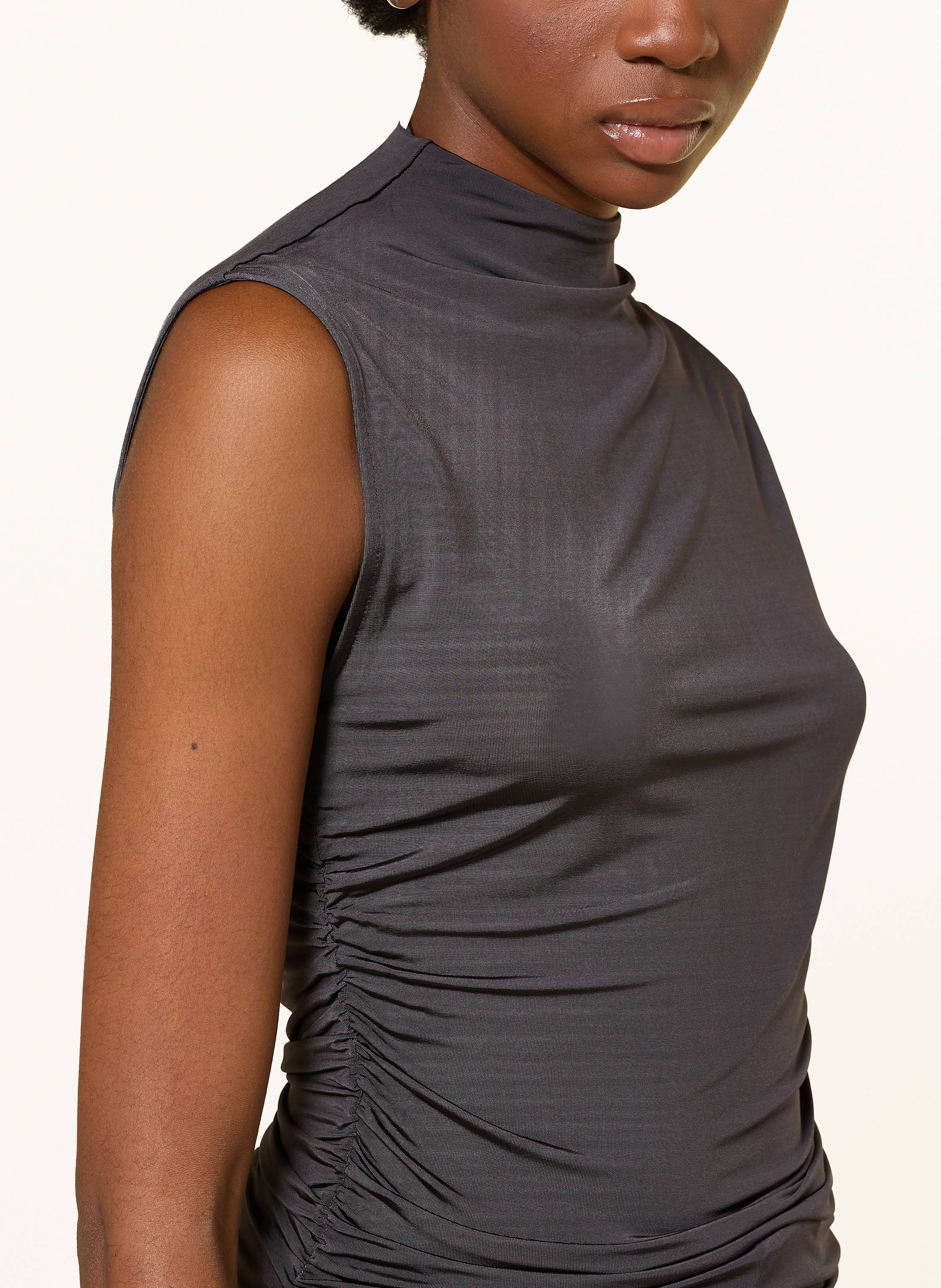 Thumbnail - Mrs & Hugs Jerseytop grau