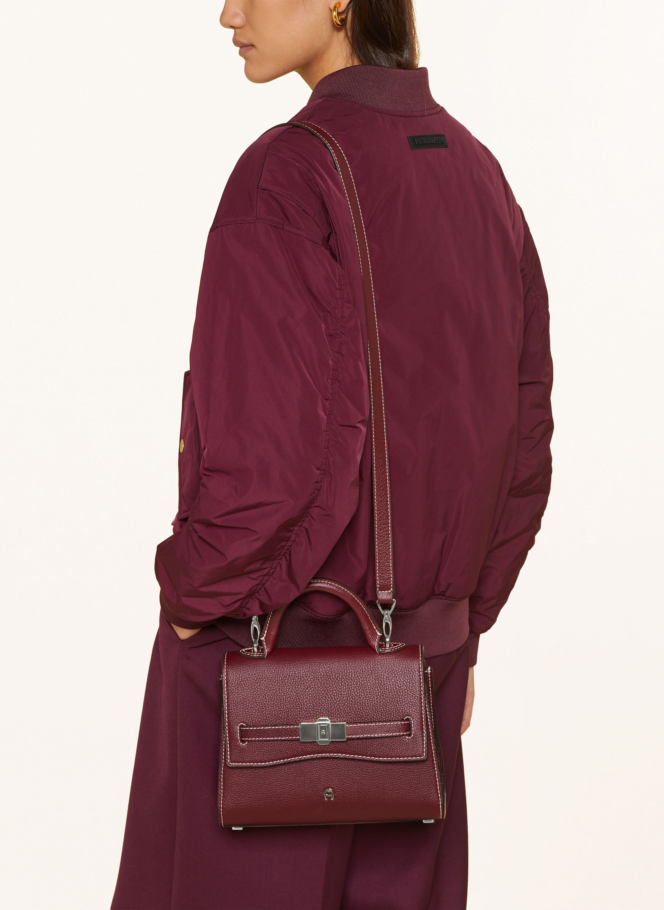 Thumbnail - Aigner Schultertasche Farah S rot