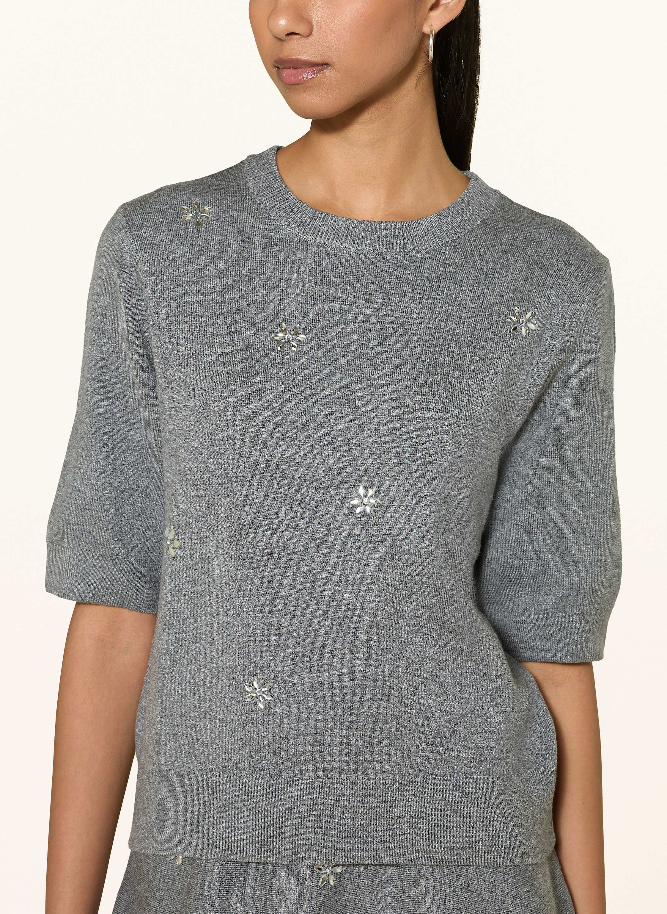 Thumbnail - Rich & Royal Strickshirt Mit 3/4-Arm Und Schmucksteinen grau