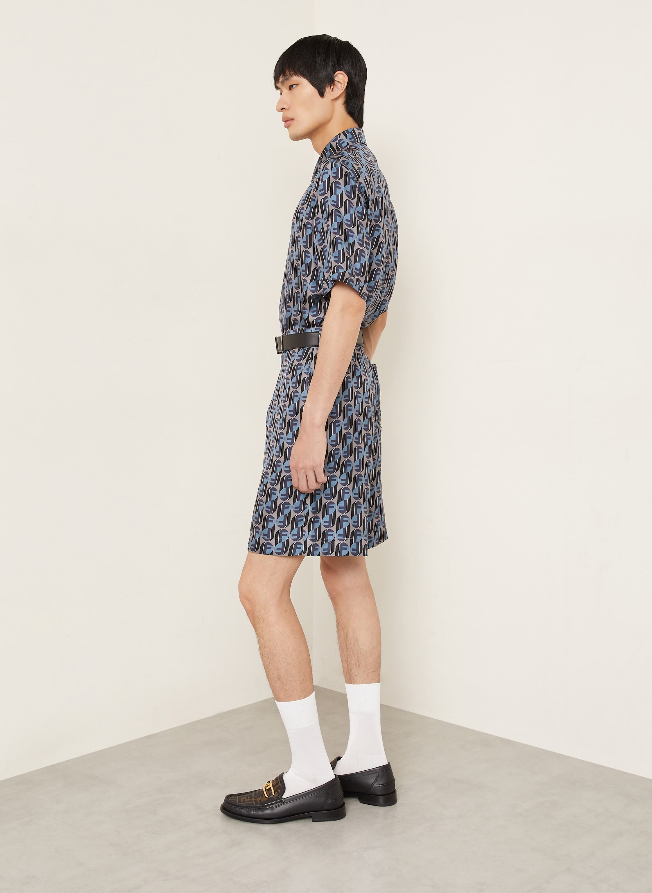 Thumbnail - Fendi Seidenshorts grau