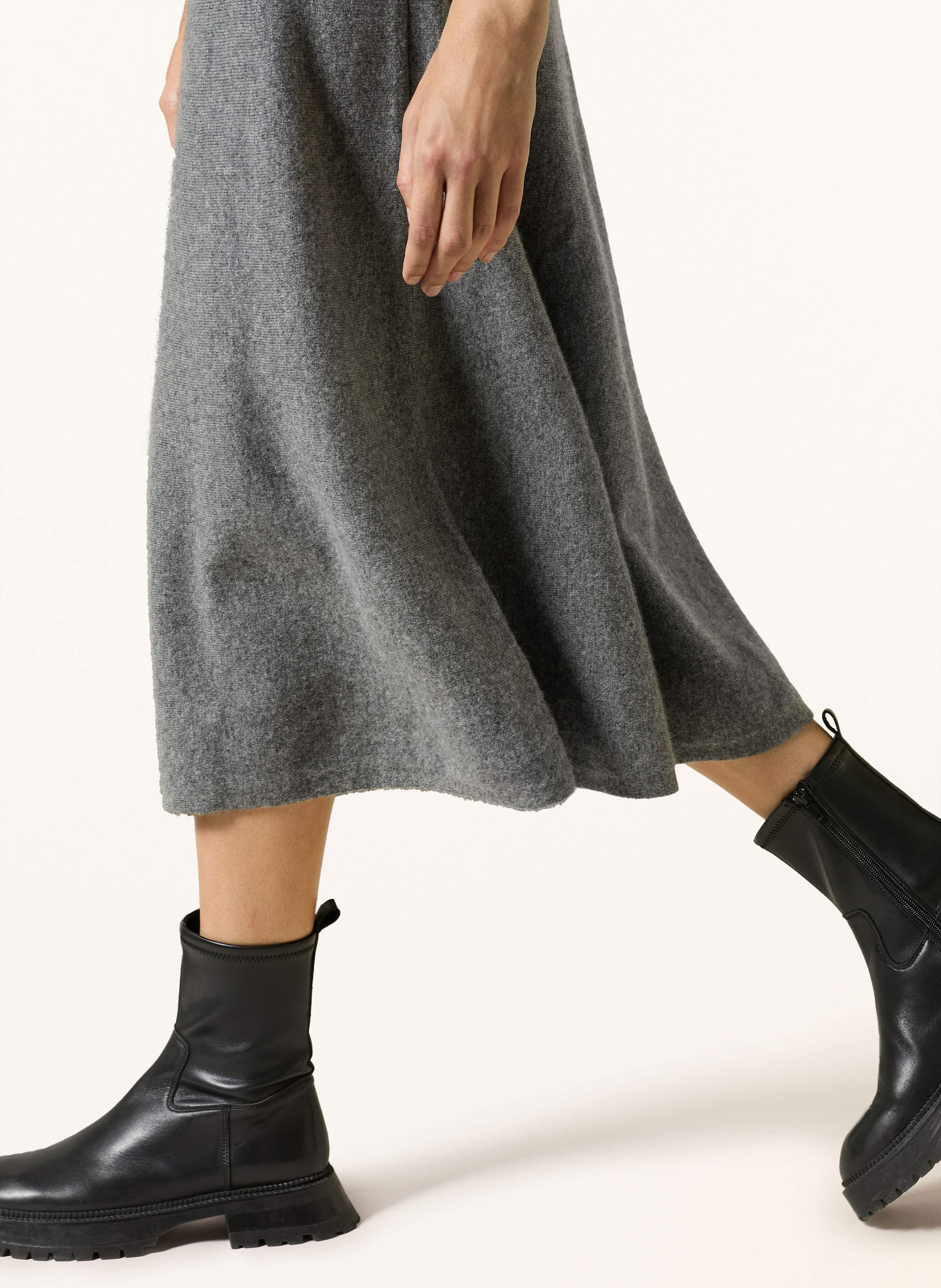 Thumbnail - Alcidia Da Veiga Strickrock Luca Mit Cashmere grau