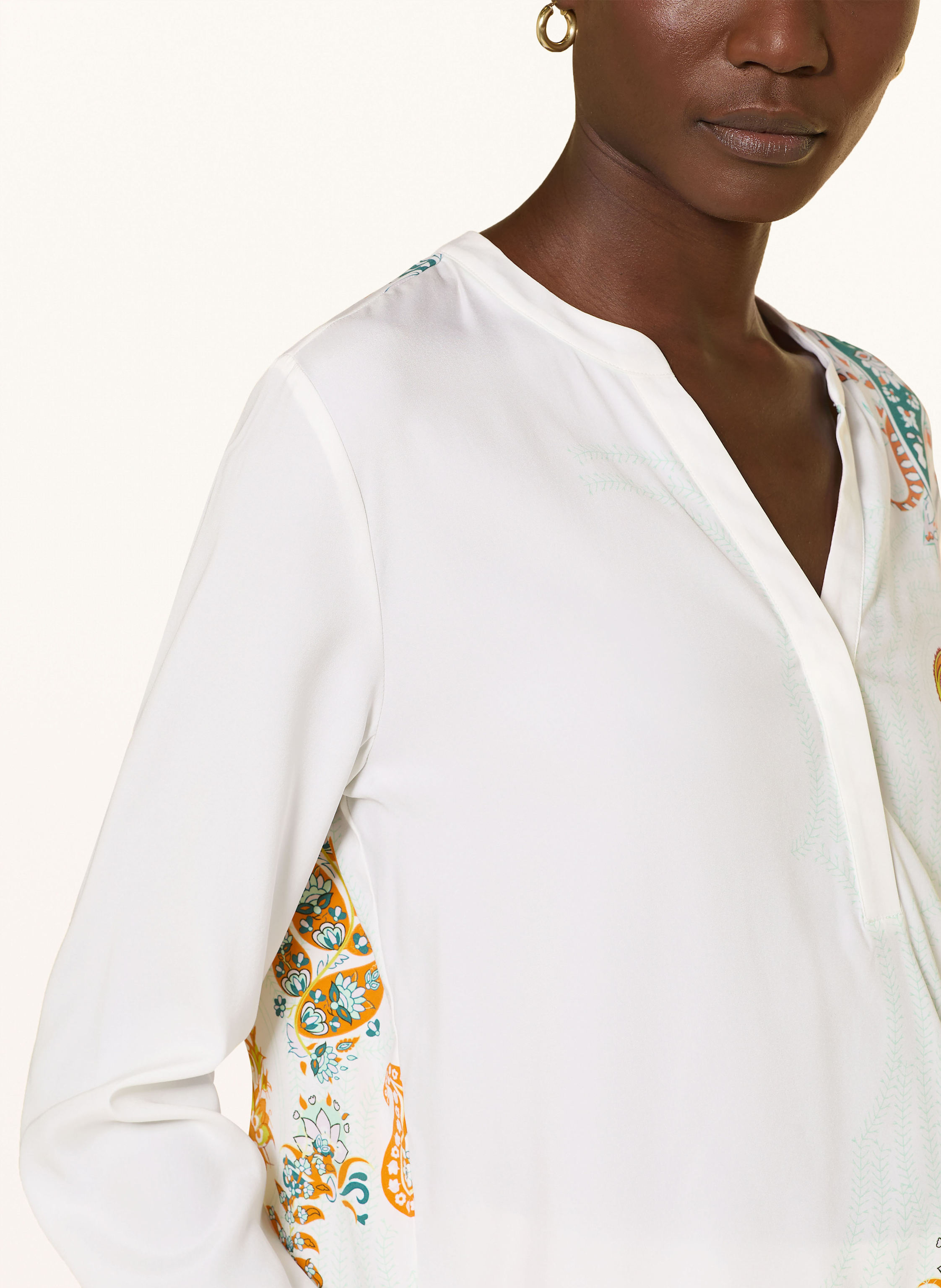 Thumbnail - Herzen's Angelegenheit Blusenshirt Aus Seide weiss