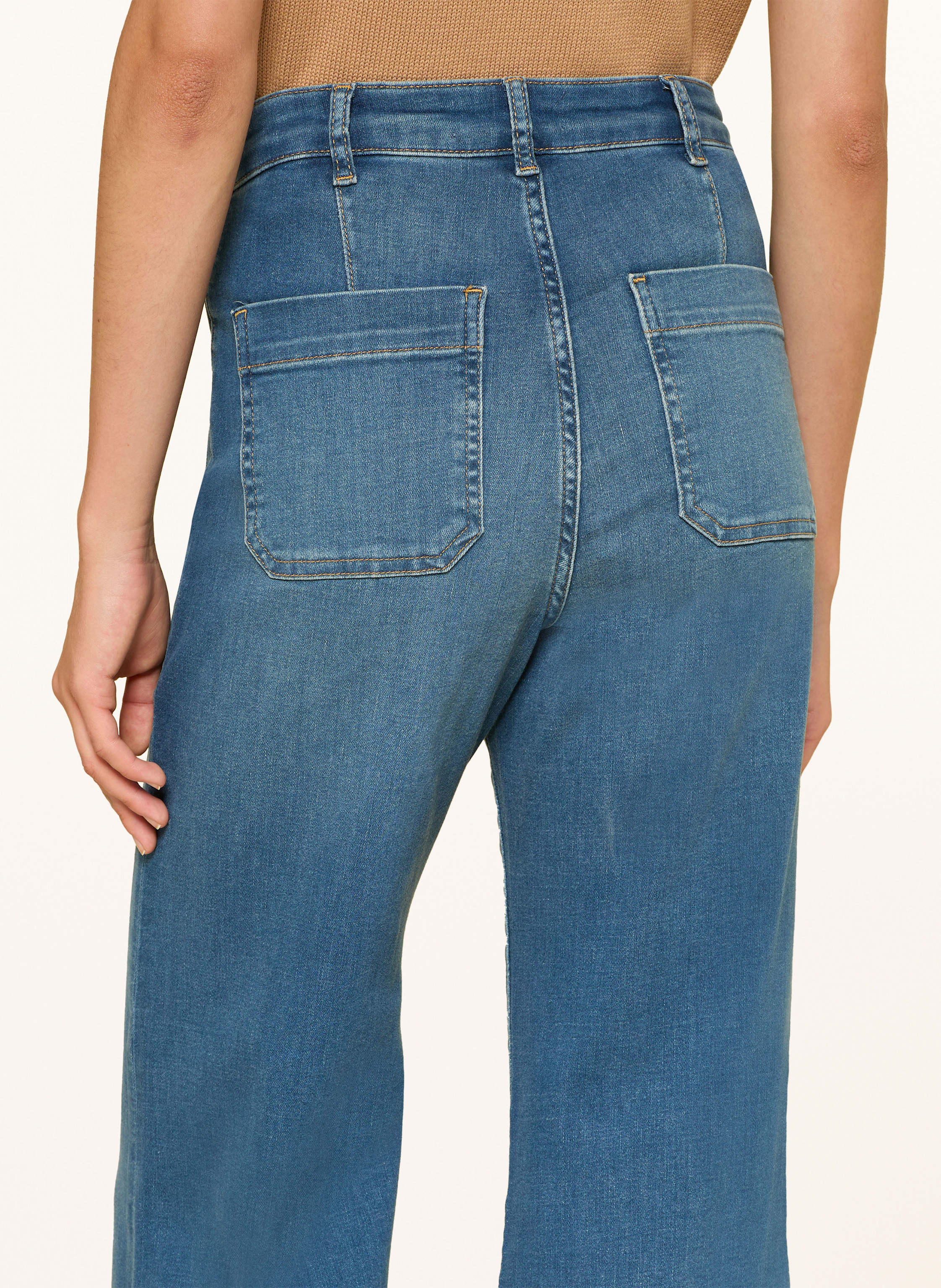 Thumbnail - Reiss Flared Leg Jeans Sakura weiss