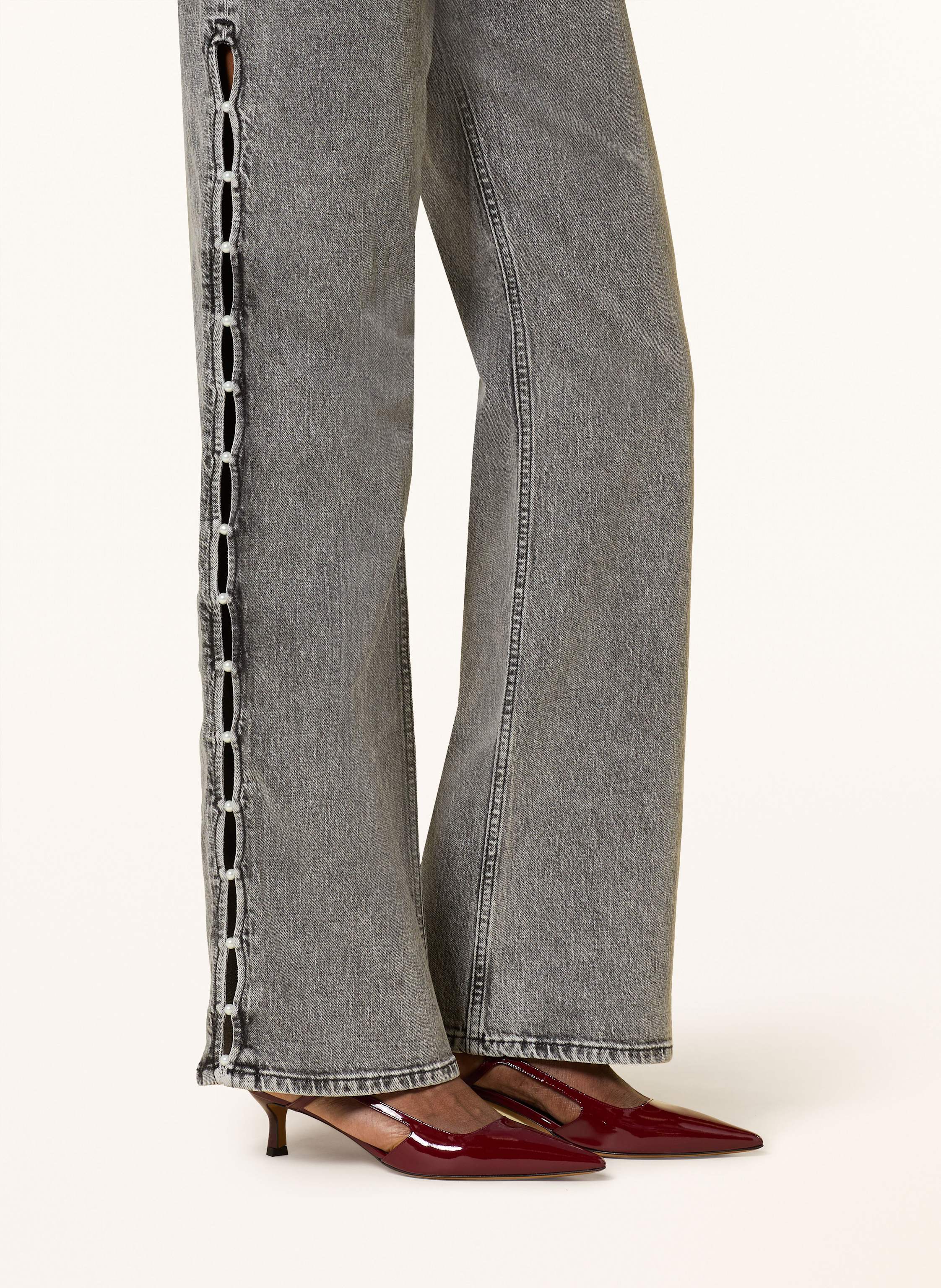 Thumbnail - Maje Wide Leg Jeans Mit Schmuckperlen grau