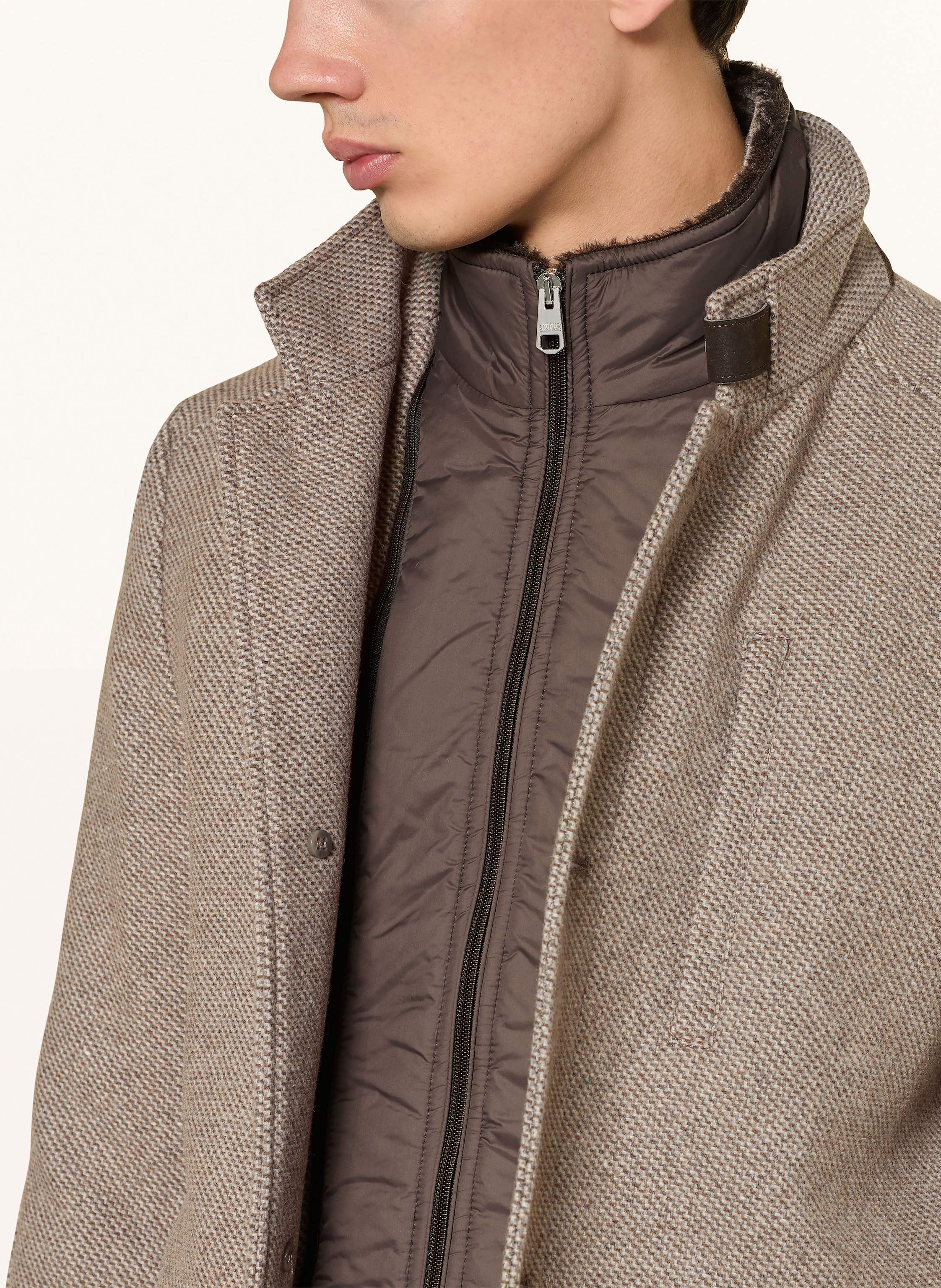 Thumbnail - Cinque Mantel Ciarsenal Mit Abnehmbarer Blende Und Kunstpelzbesatz braun