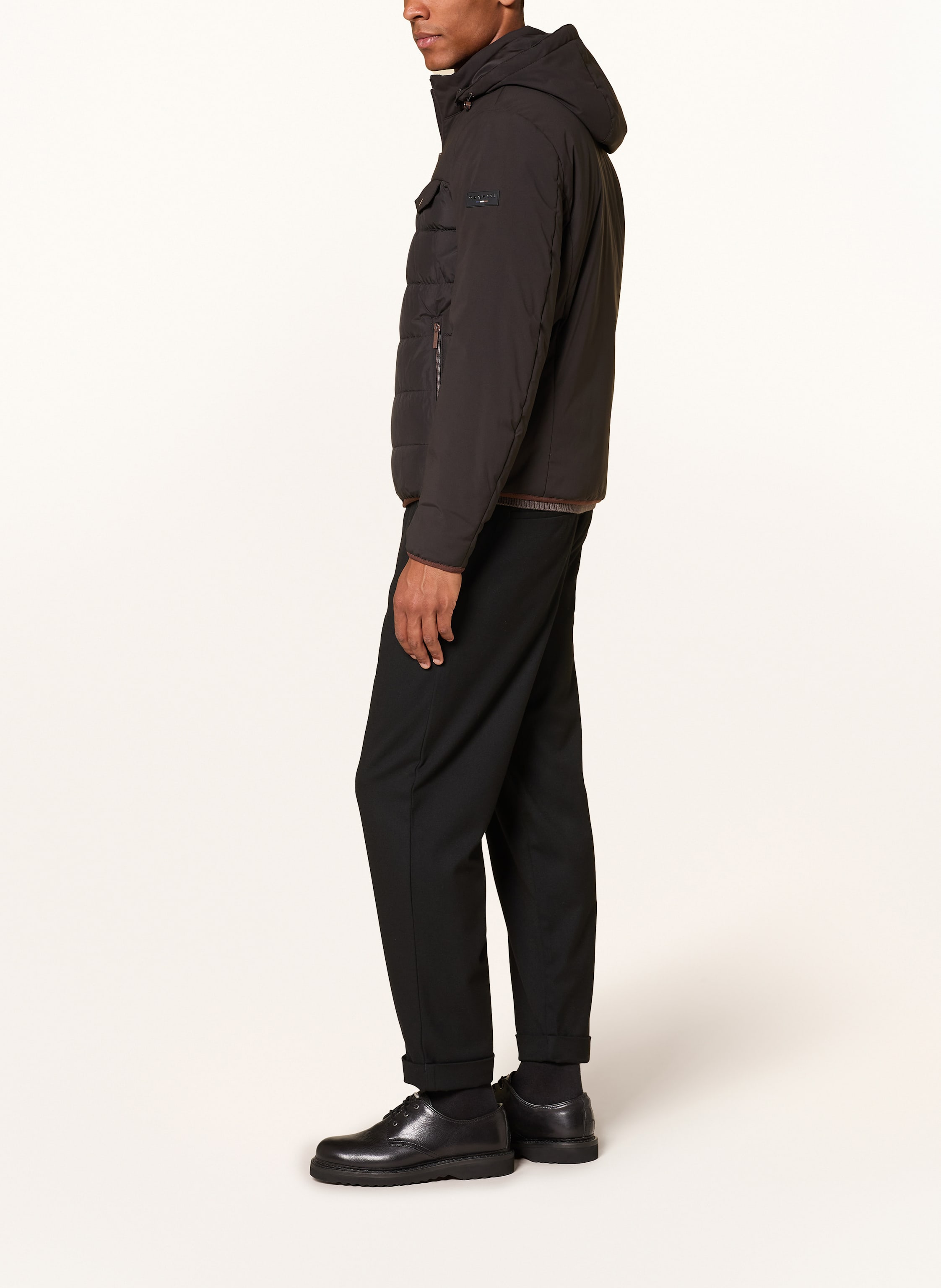 Thumbnail - Bugatti Steppjacke Mit Dupont™ Sorona®-Isolierung Und Abnehmbarer Kapuze schwarz