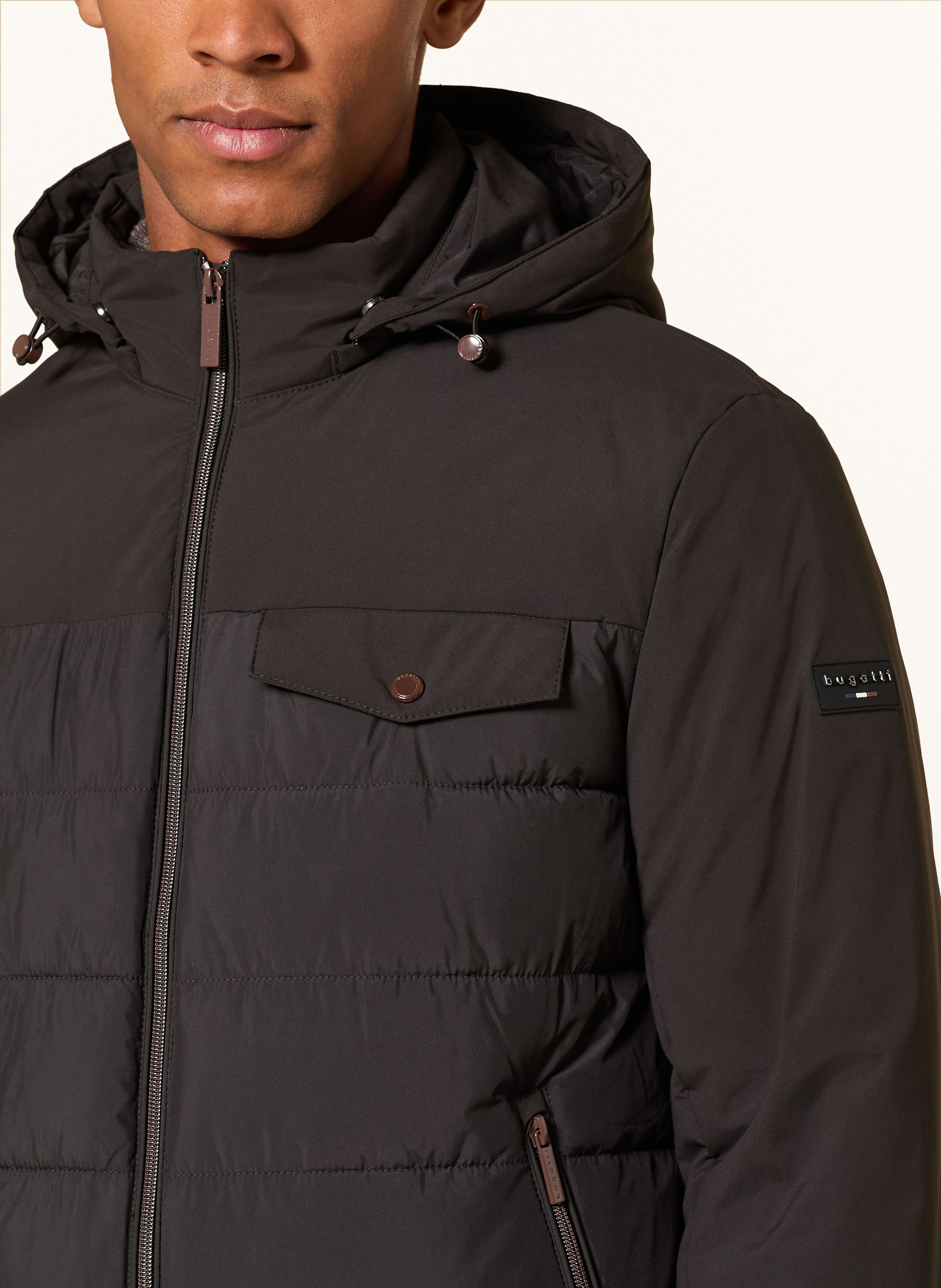 Thumbnail - Bugatti Steppjacke Mit Dupont™ Sorona®-Isolierung Und Abnehmbarer Kapuze schwarz