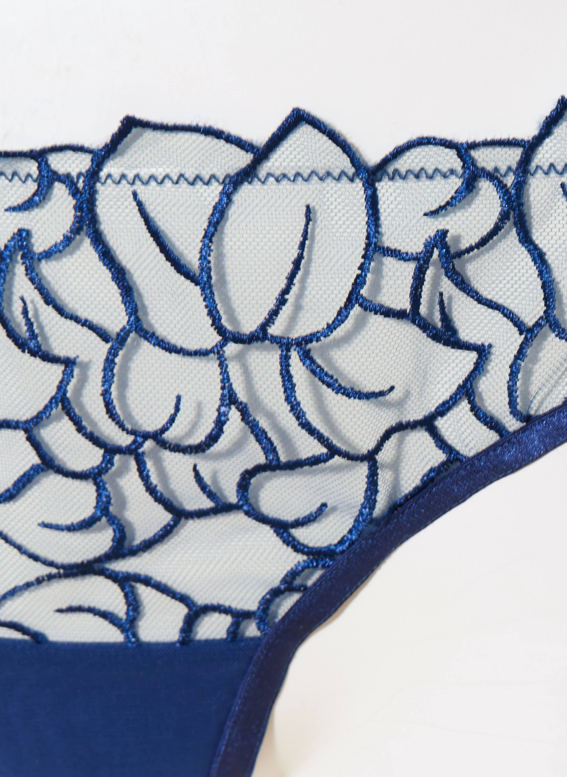 Thumbnail - Bluebella Slip Laurel blau