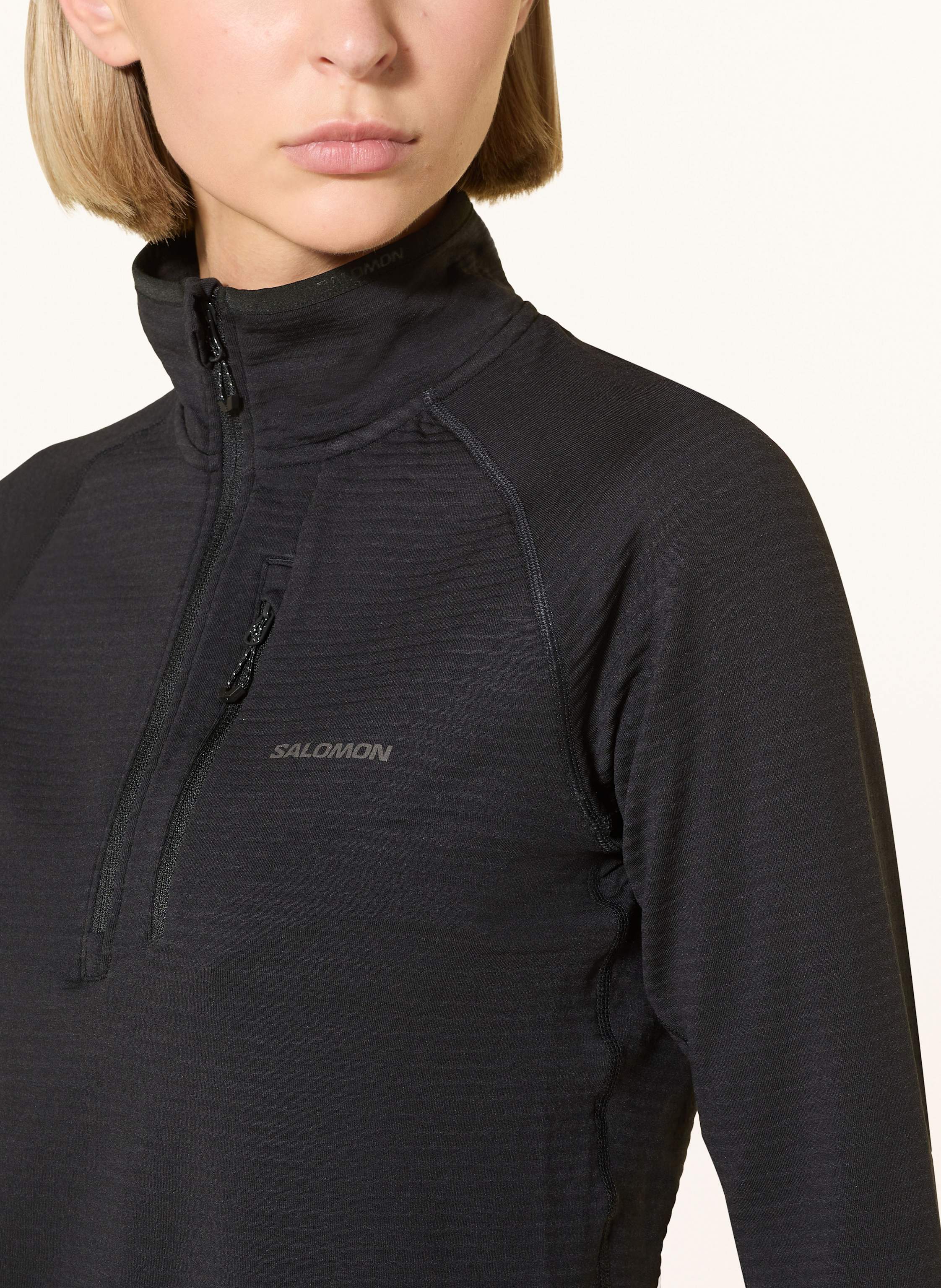 Thumbnail - Salomon Midlayer-Jacke Essential Lightwarm schwarz