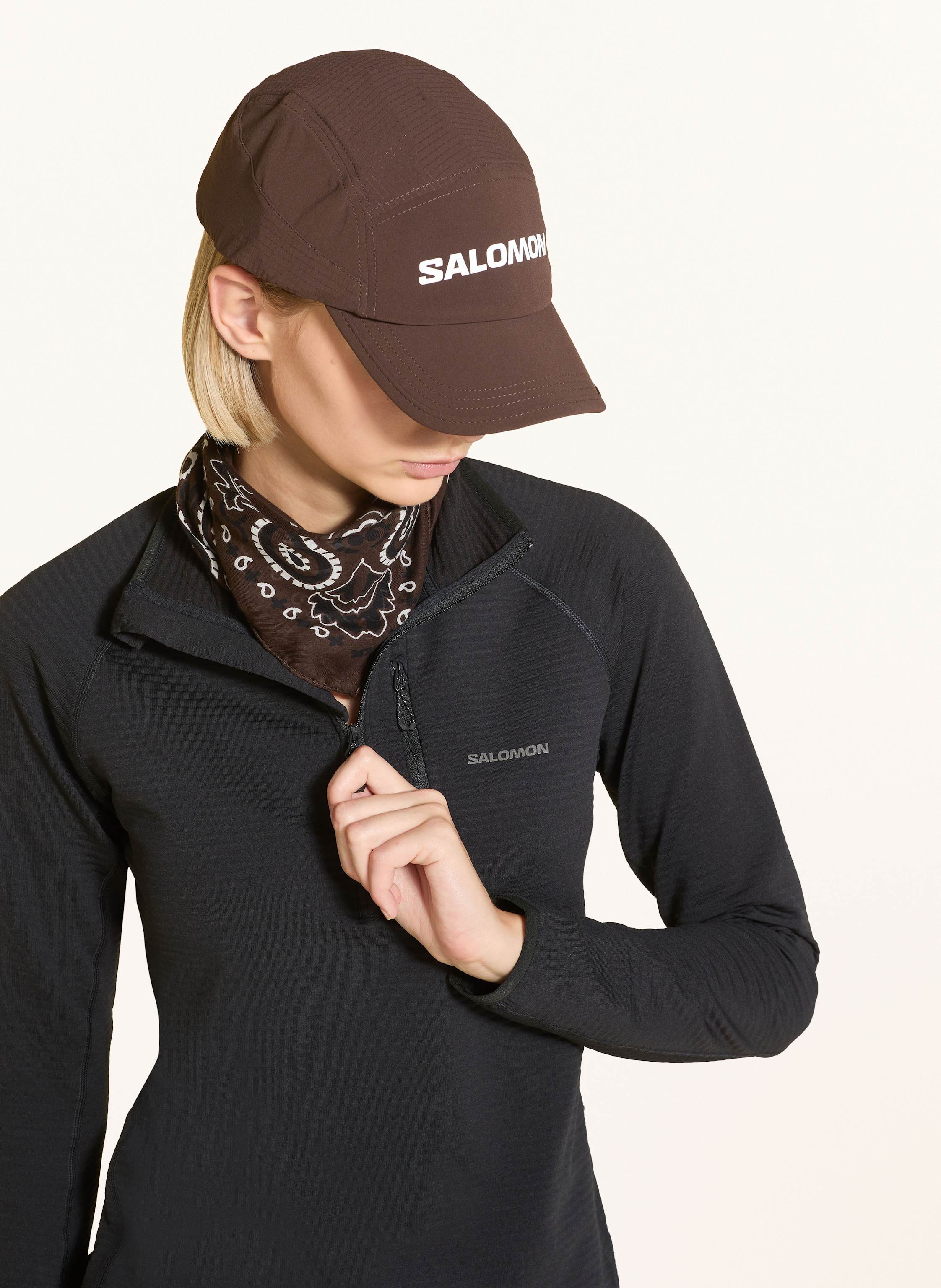 Thumbnail - Salomon Midlayer-Jacke Essential Lightwarm schwarz