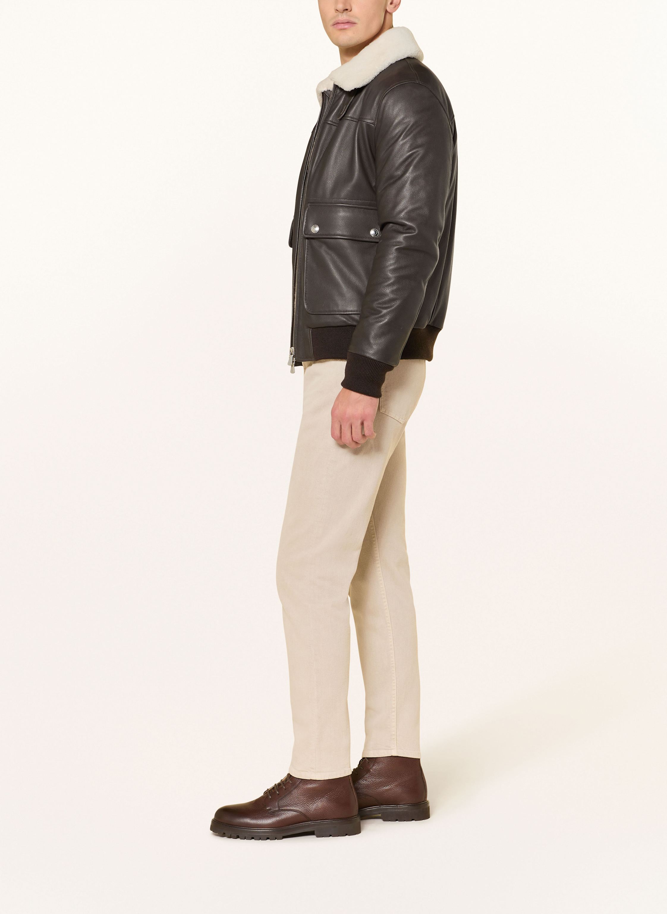 Thumbnail - Eleventy Jeans Archivio Relaxed Fit beige