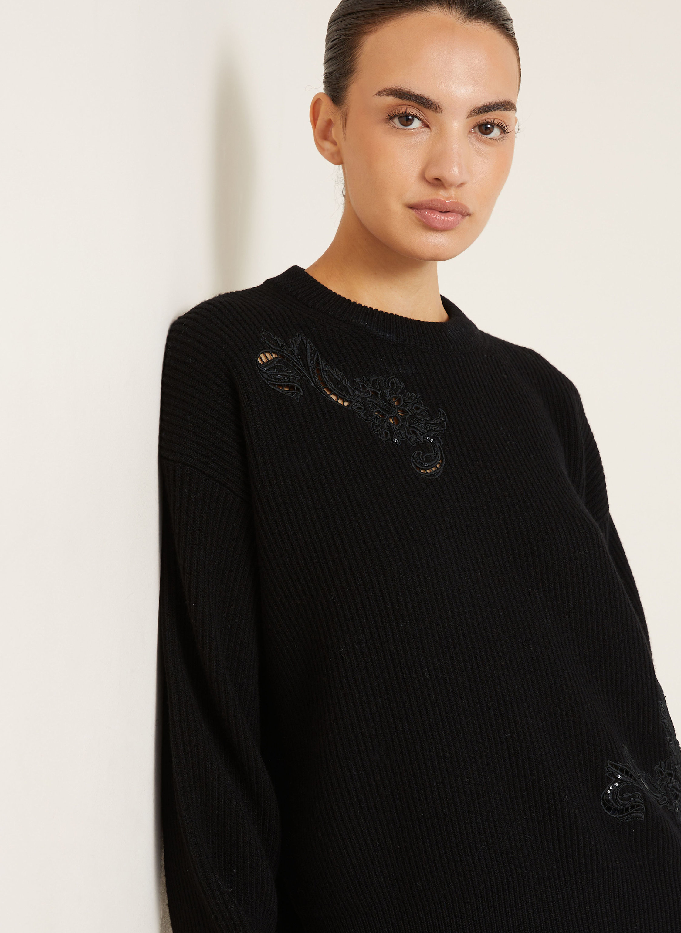 Thumbnail - Versace Pullover Mit Pailletten schwarz