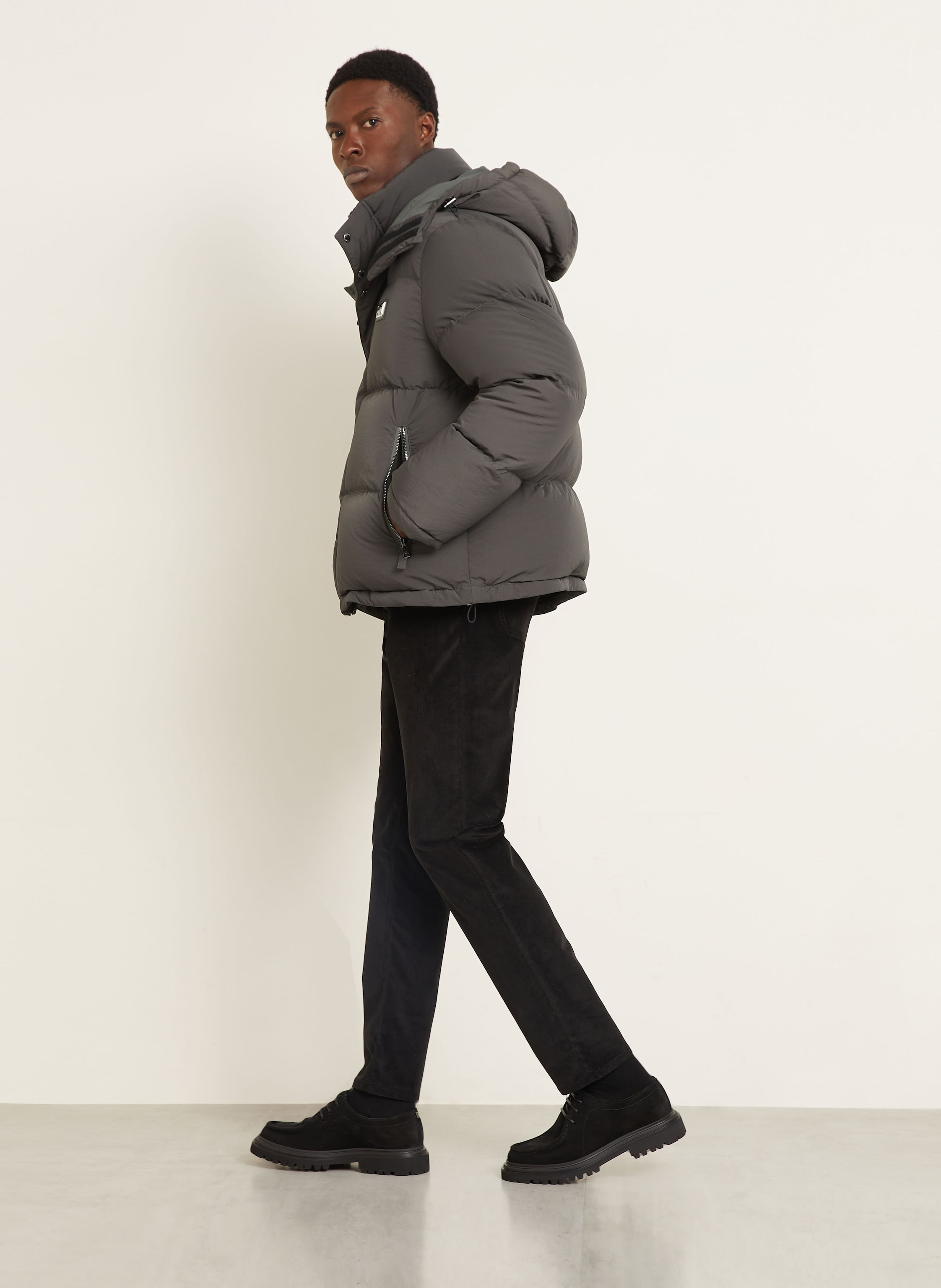 Thumbnail - Dolce & Gabbana Daunenjacke grau