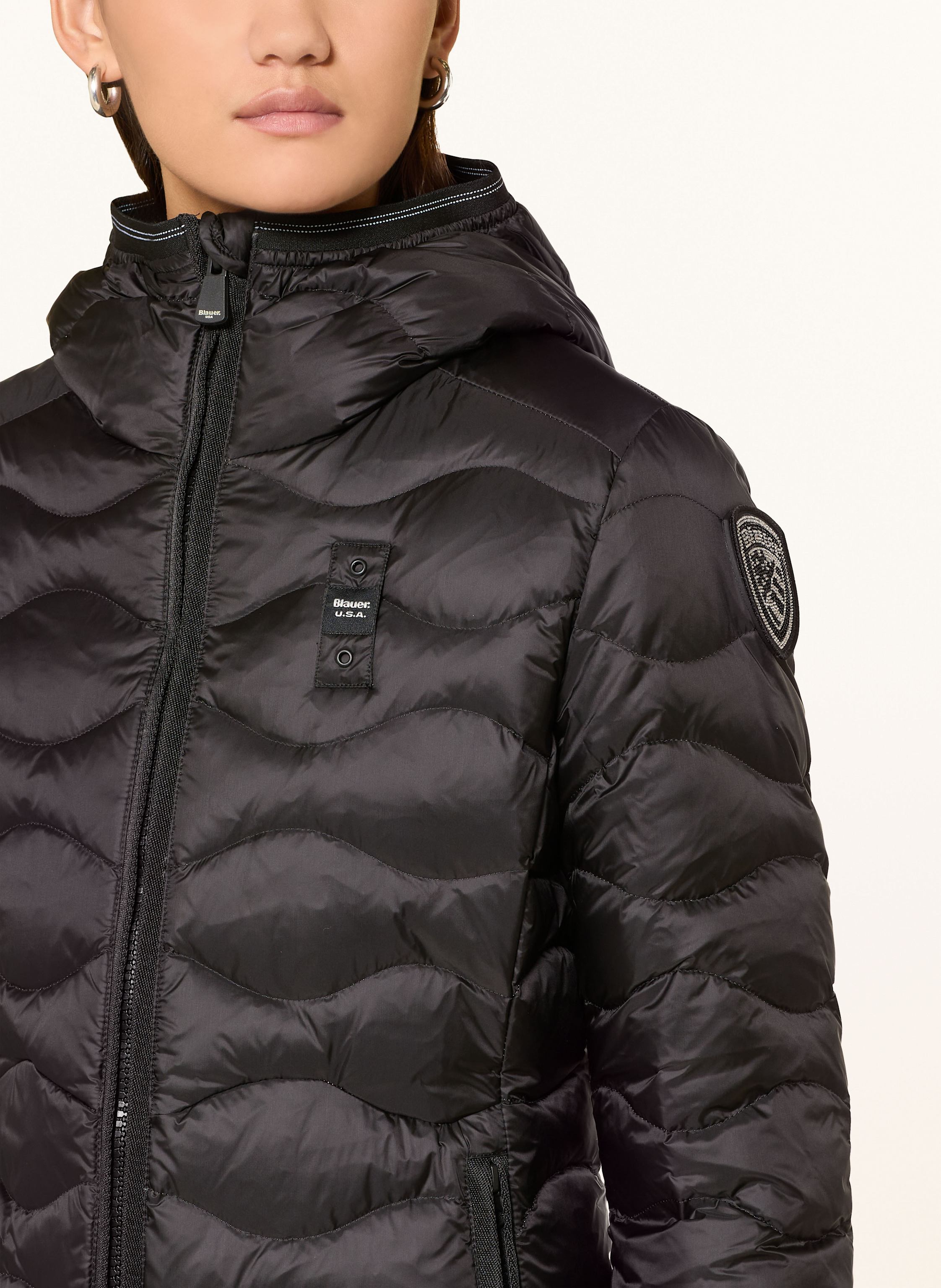 Thumbnail - Blauer Daunenjacke Camelia schwarz