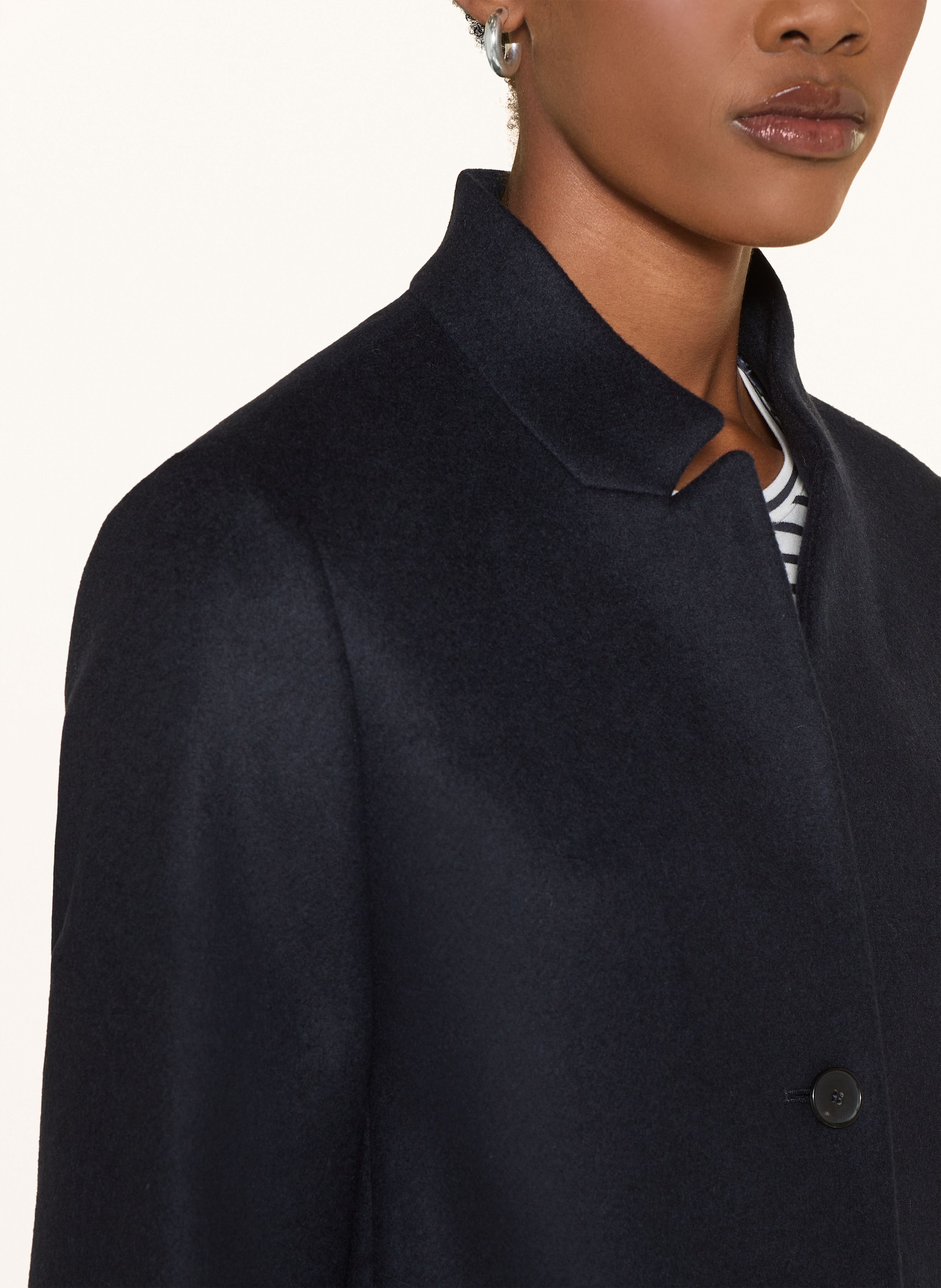 Thumbnail - Windsor. Mantel blau