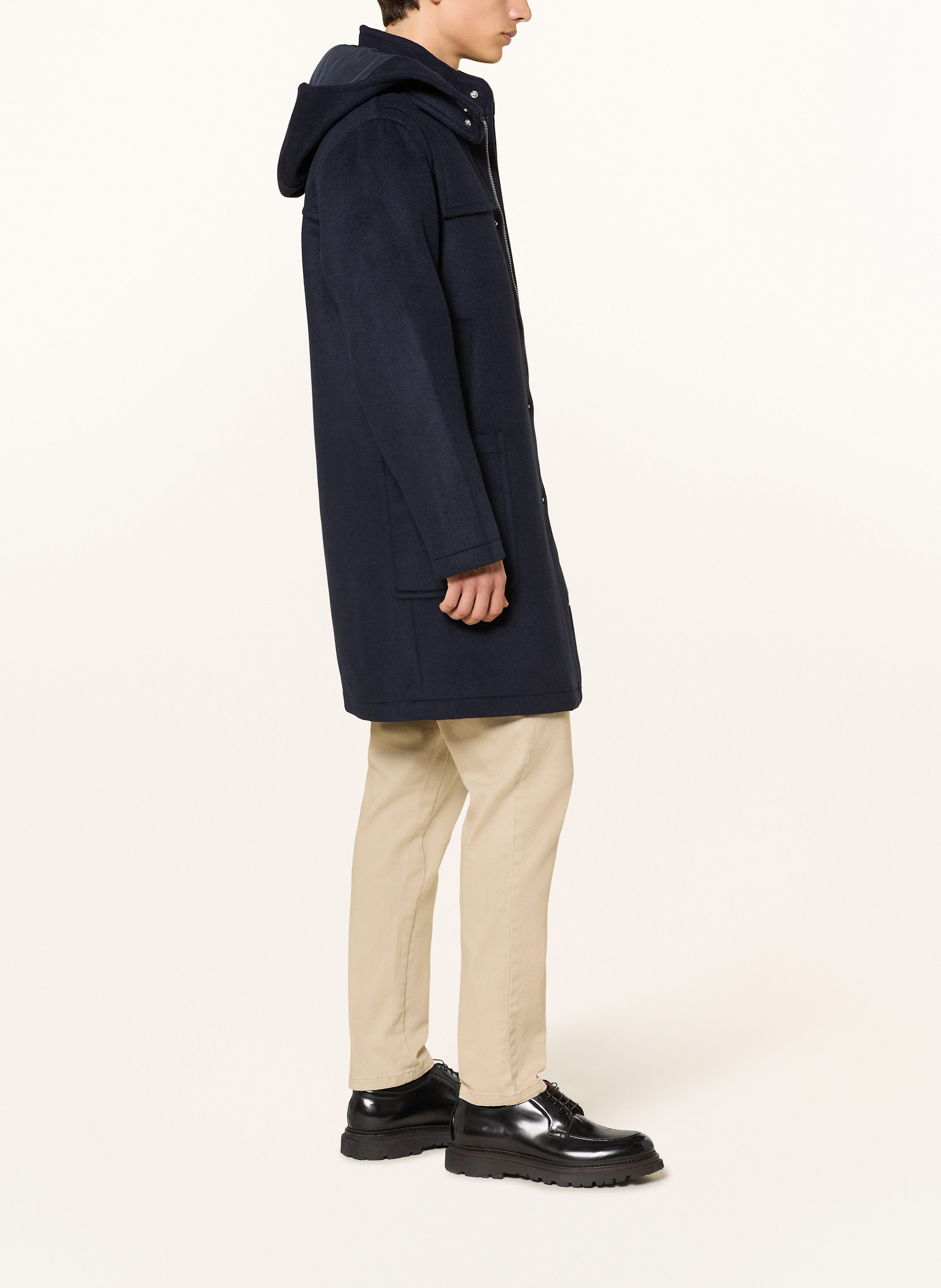 Thumbnail - Paul Mantel blau