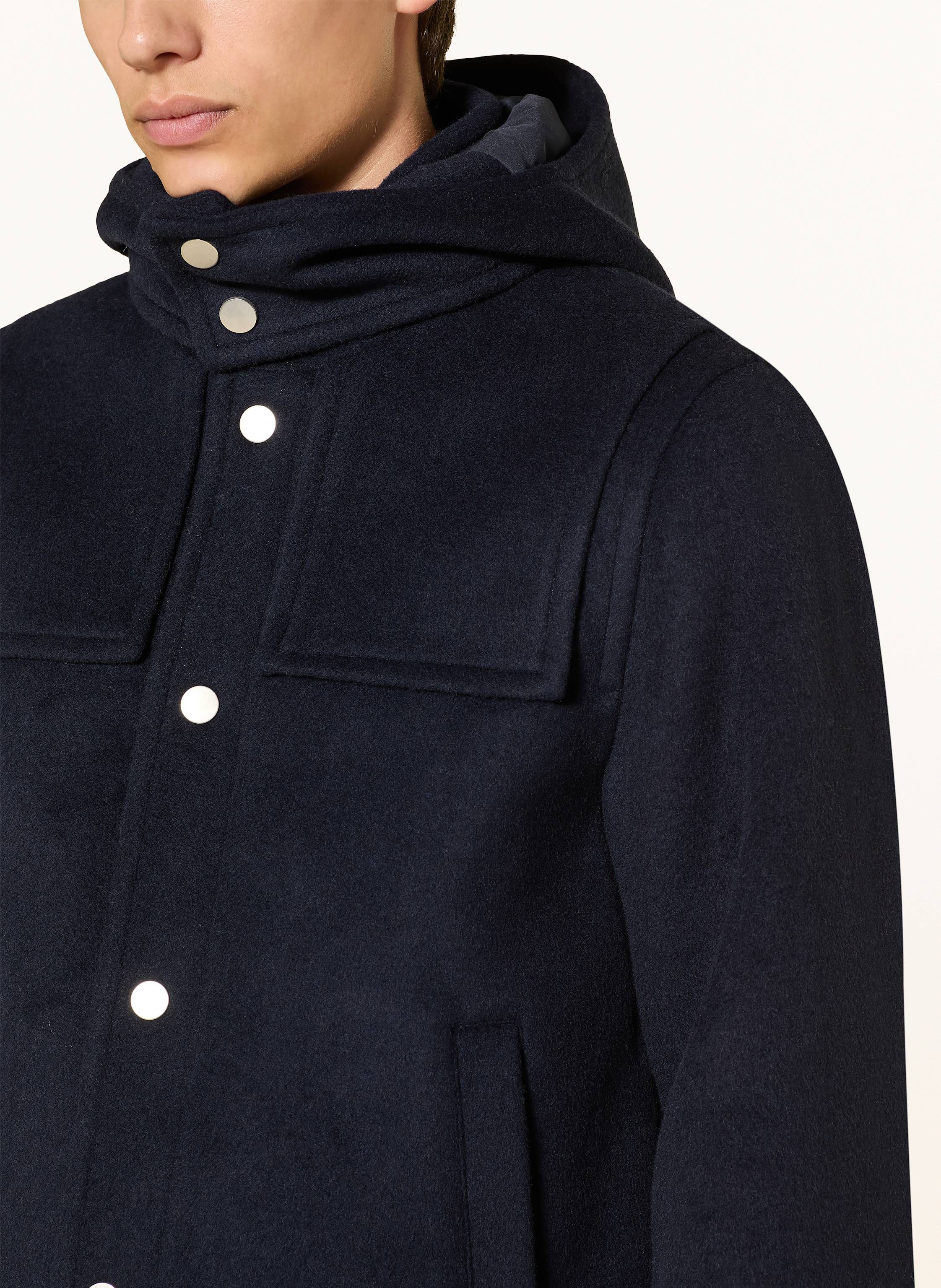 Thumbnail - Paul Mantel blau