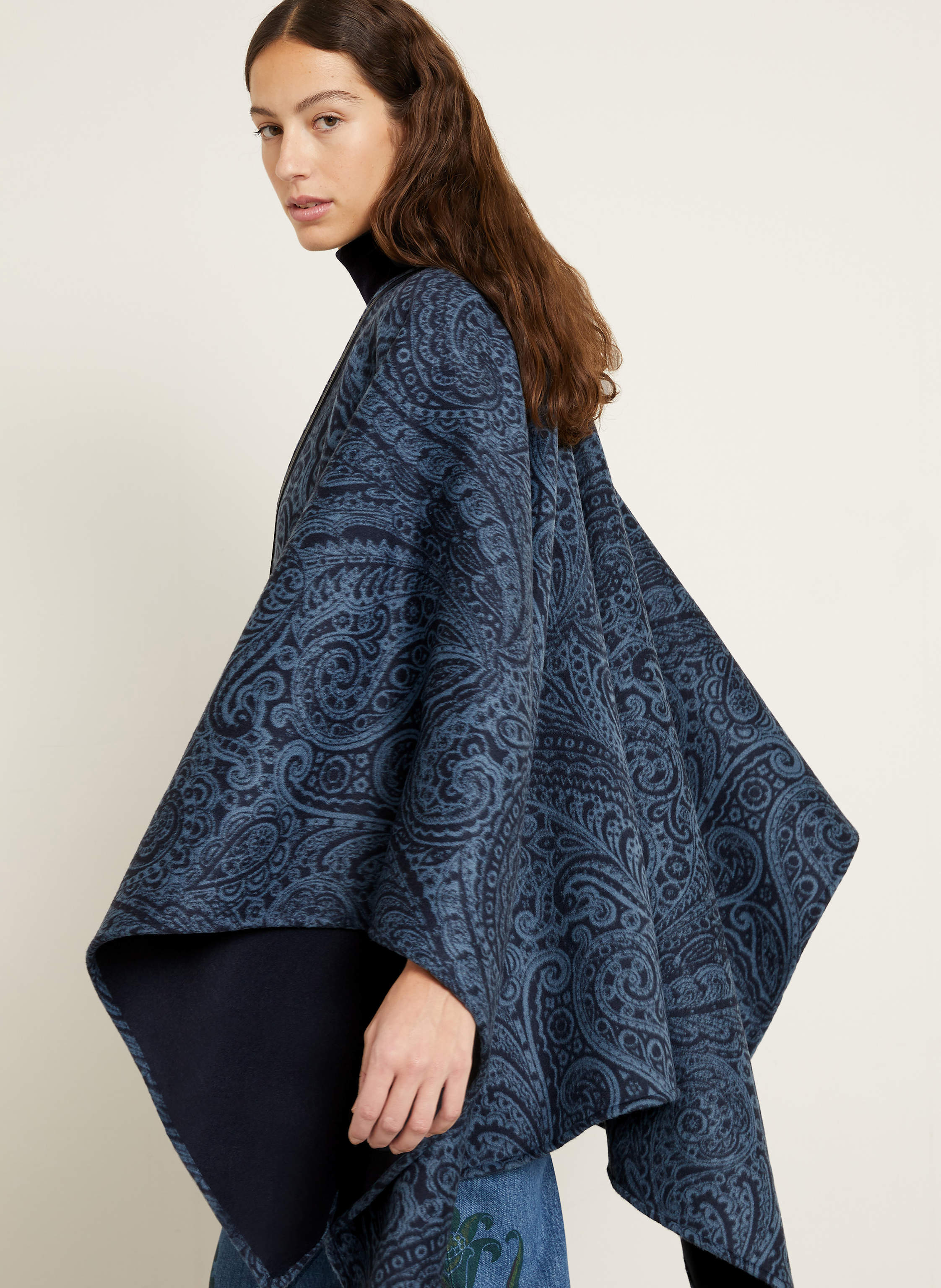 Thumbnail - Etro Cape blau