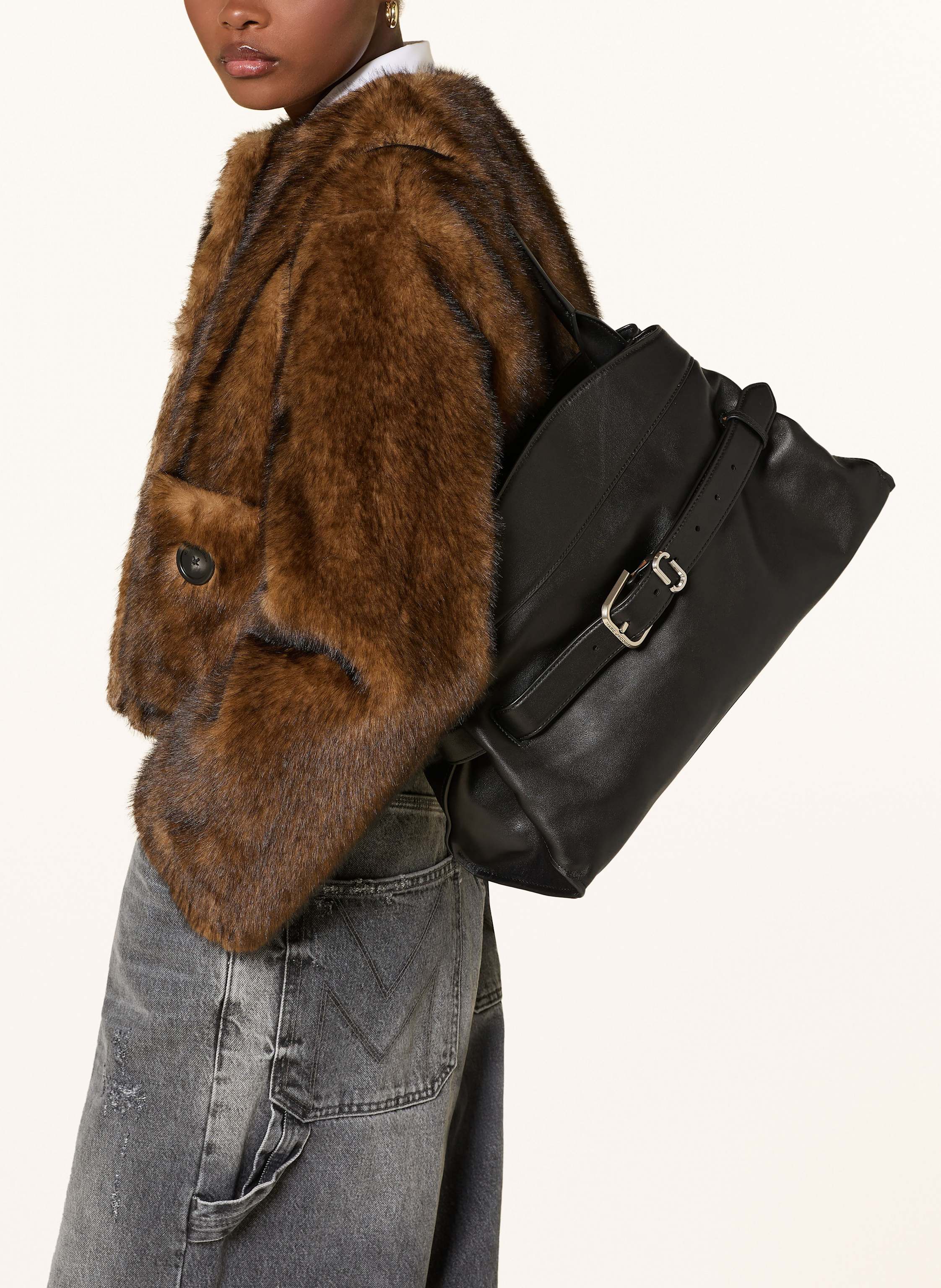 Thumbnail - Marc Jacobs Handtasche The Dakota Satchel schwarz