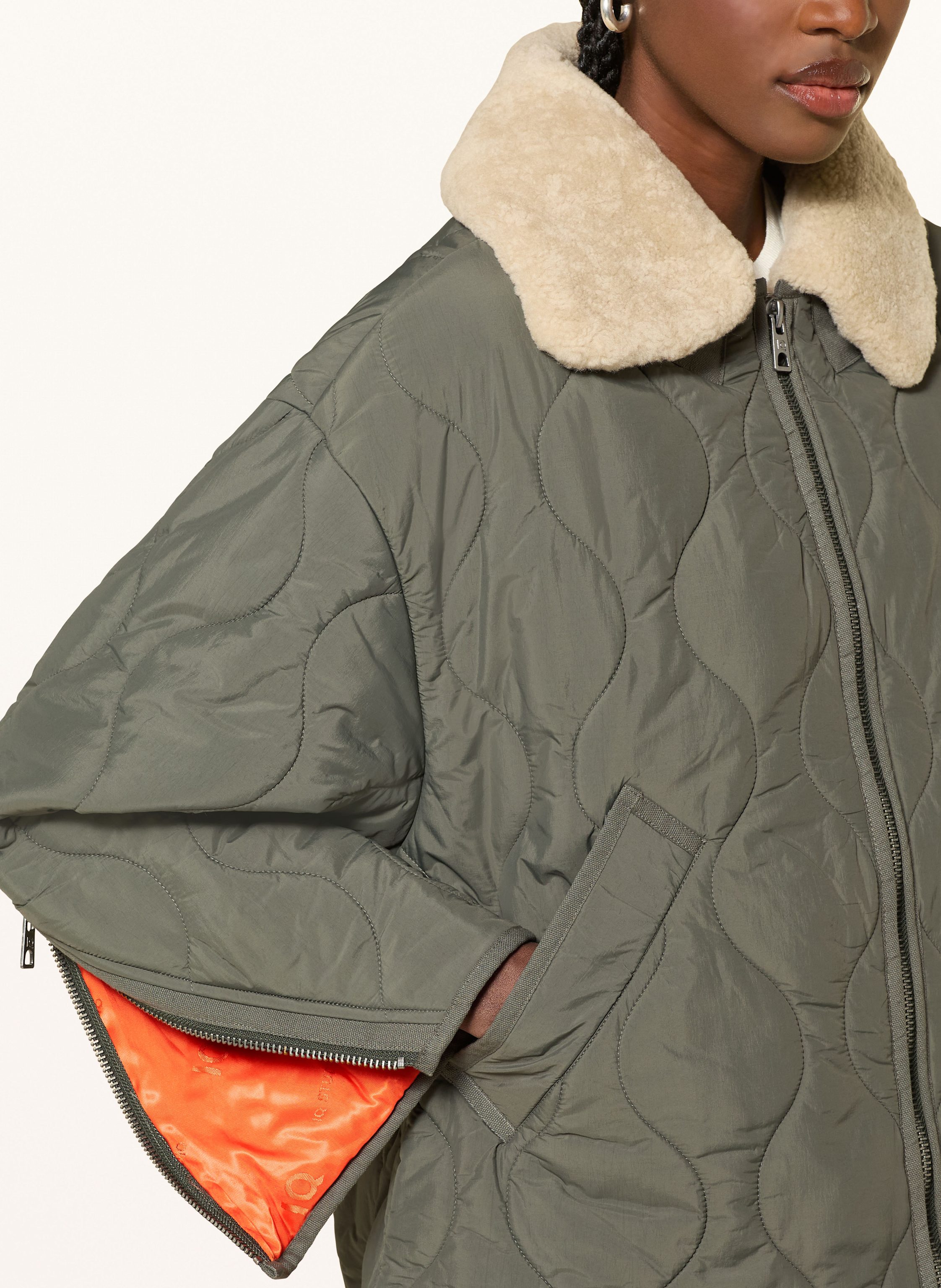Thumbnail - Iq Studio Oversized-Steppjacke Mit Abnehmbarem Teddyfell gruen