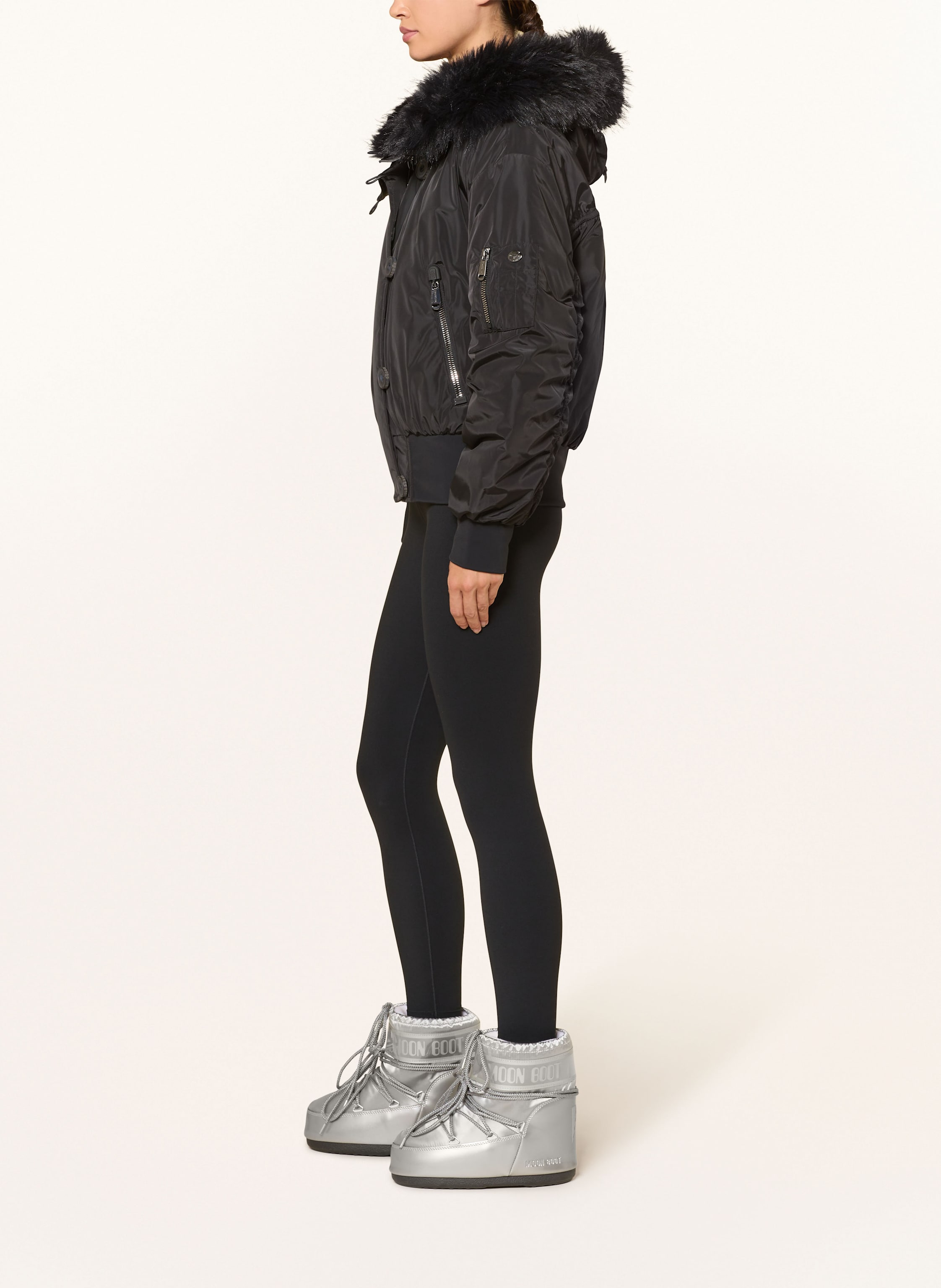 Thumbnail - Goldbergh Daunen-Skijacke Jeanne Mit Abnehmbarem Kunstpelz schwarz