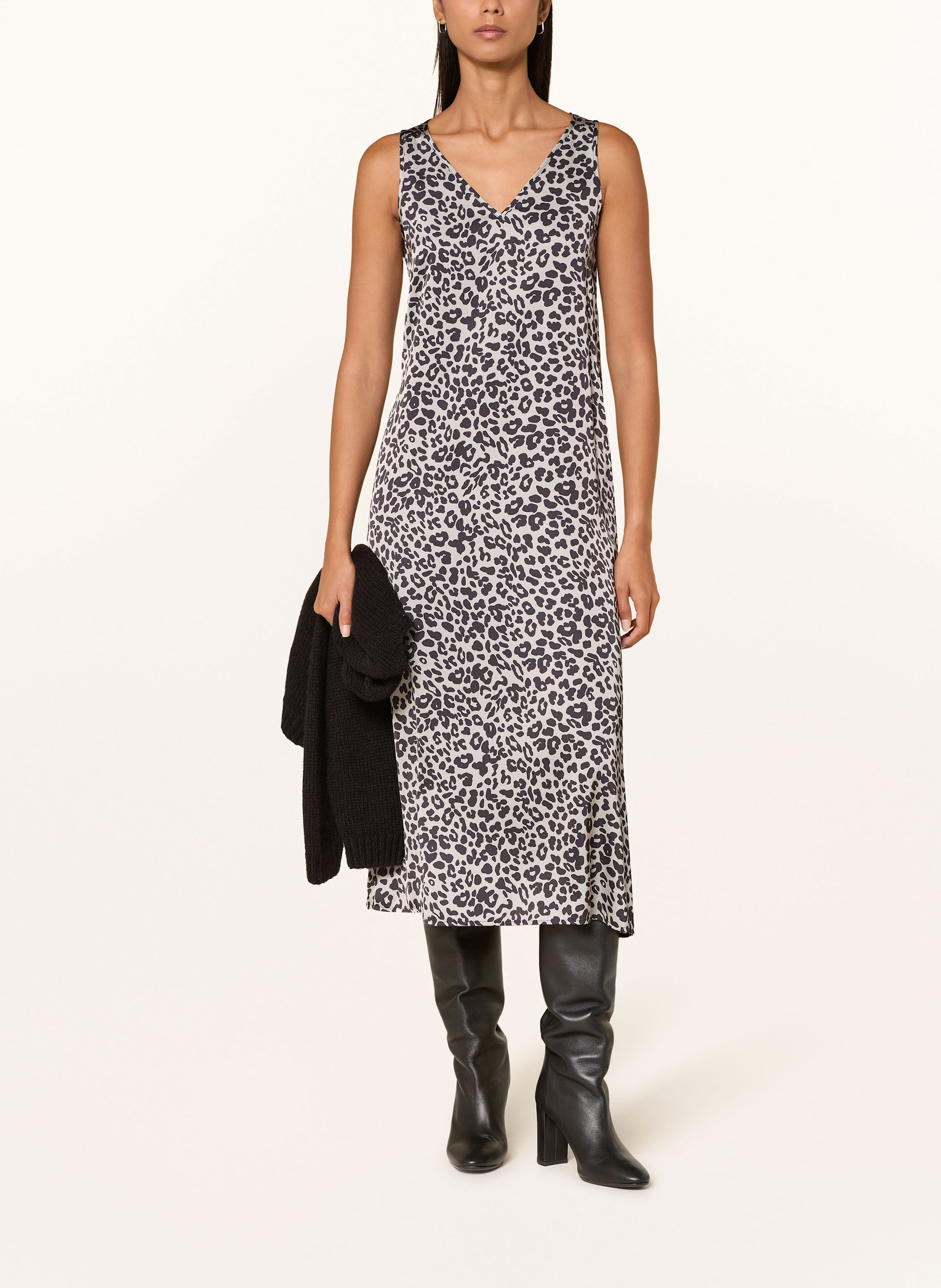 Thumbnail - Robe Légère Set: Satinkleid Und Pullover schwarz