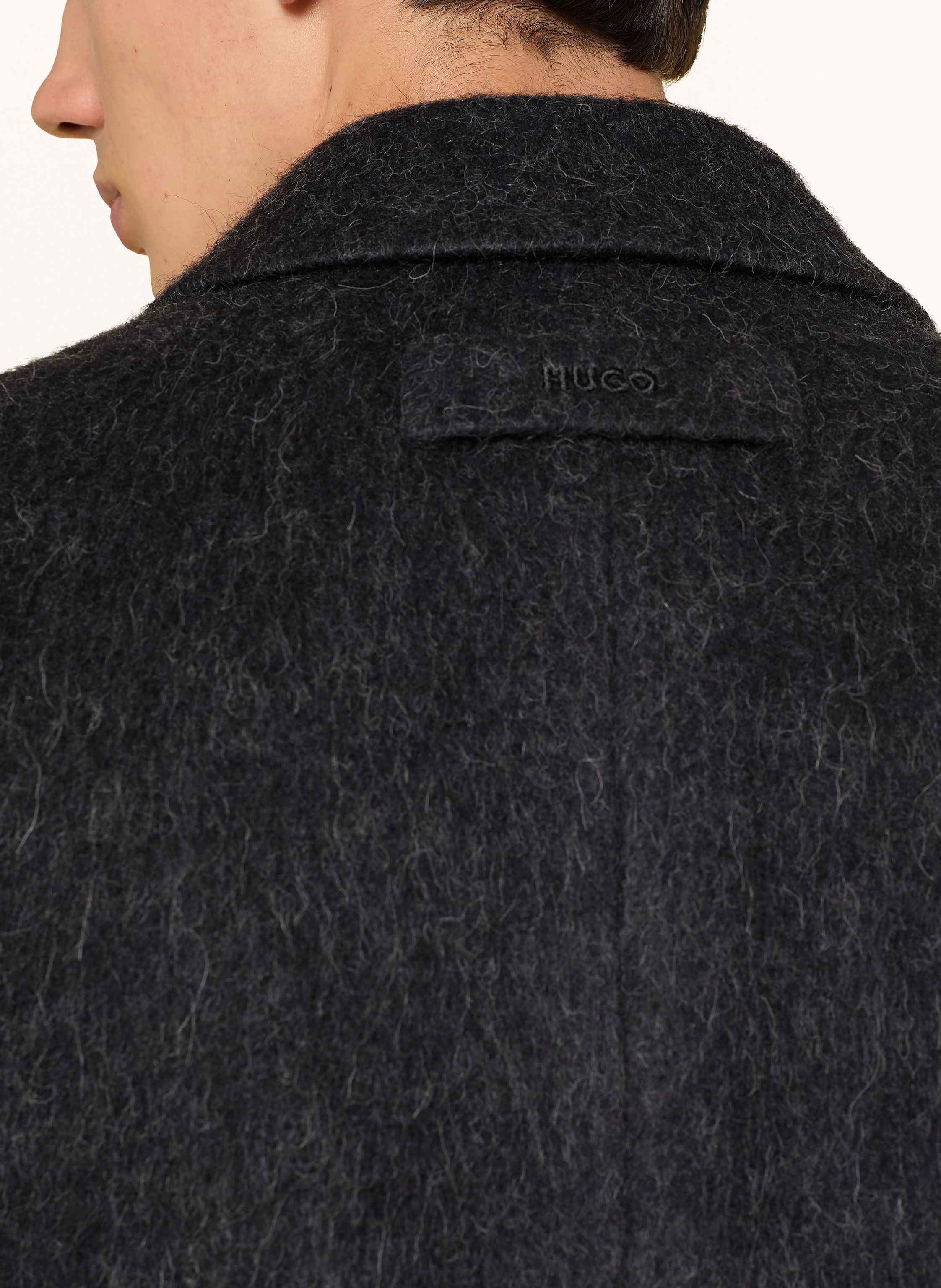 Thumbnail - Hugo Wollmantel Manus schwarz