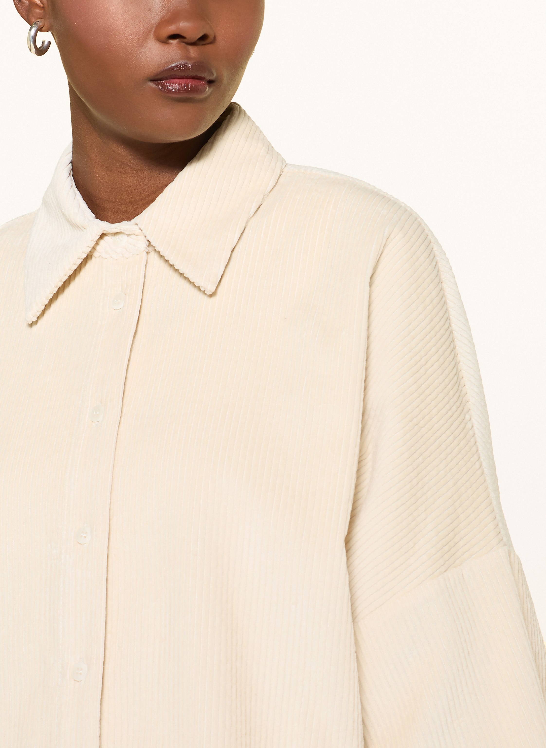 Thumbnail - Sosue Oversized-Hemdbluse Antonia Aus Cord weiss