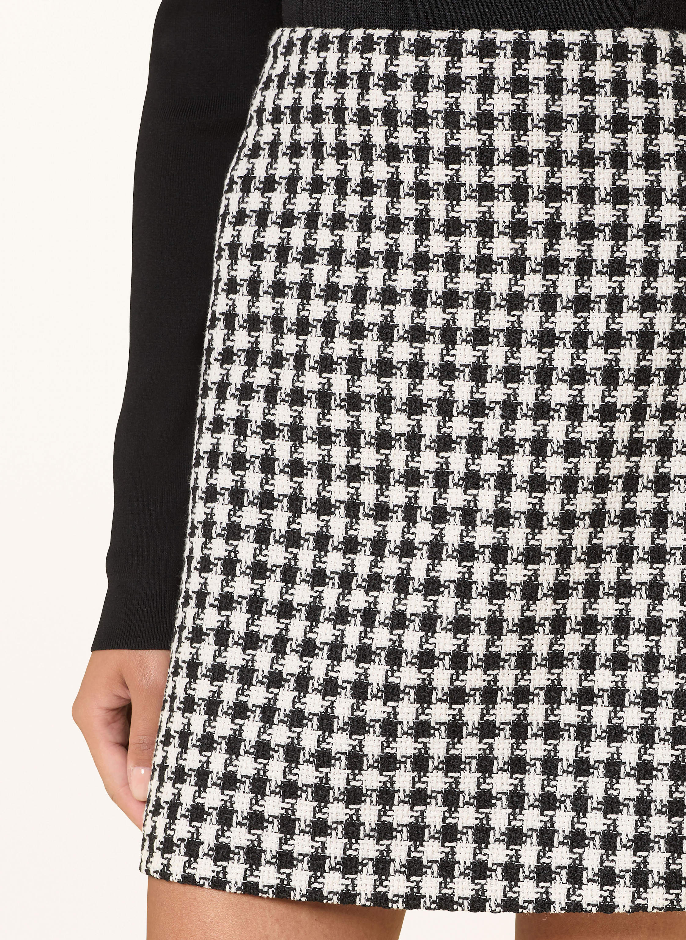 Thumbnail - Hugo Tweed-Rock Romesa schwarz