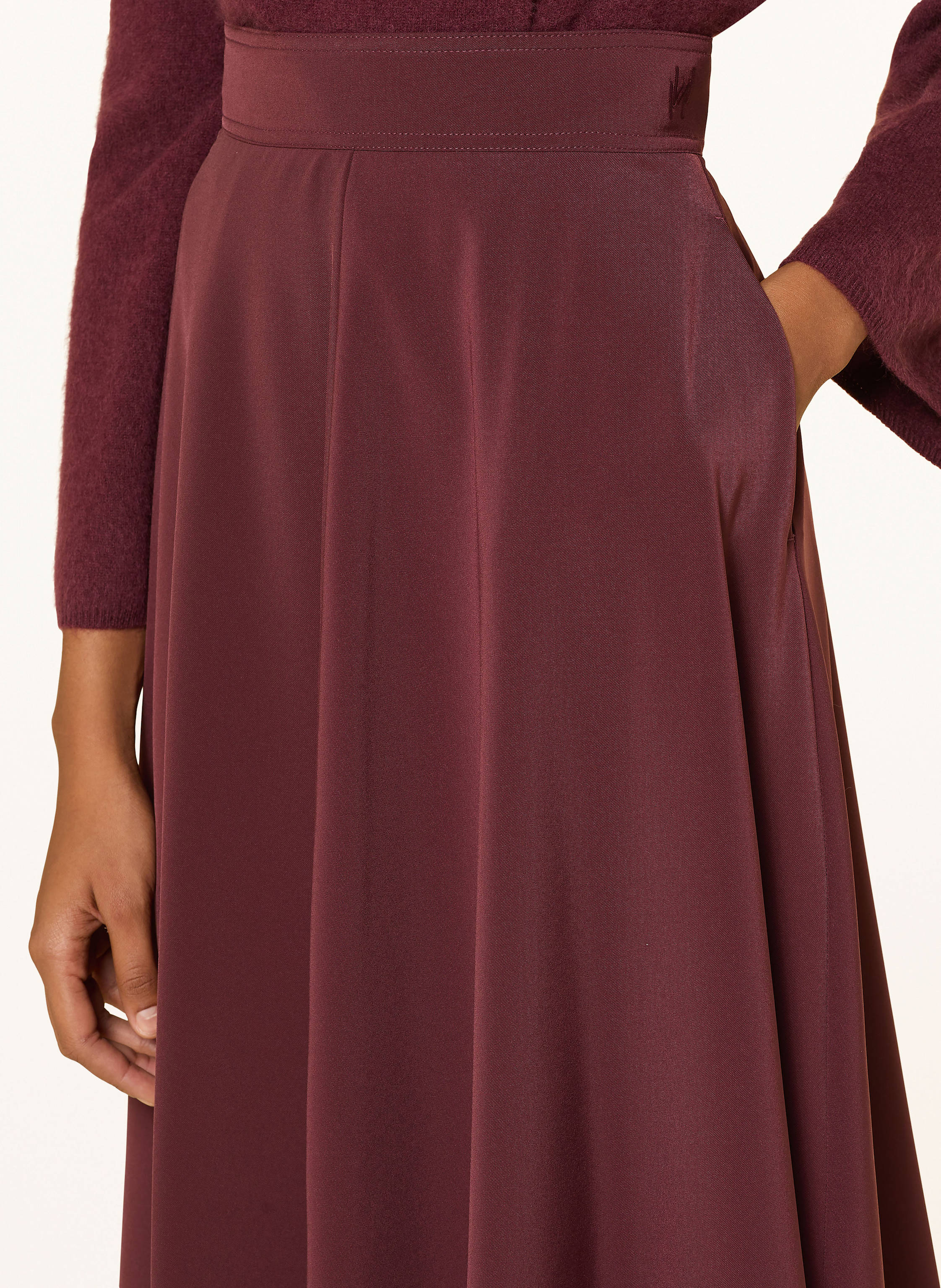 Thumbnail - Marella Rock rot