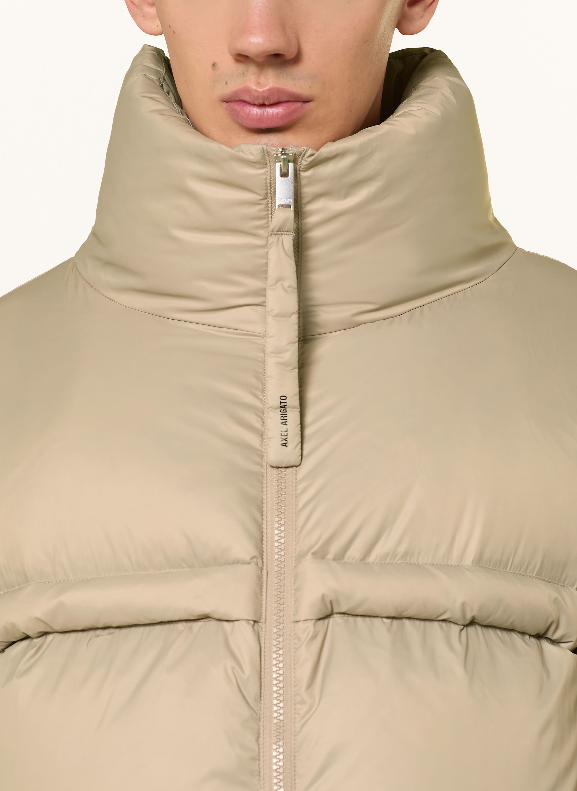 Thumbnail - Axel Arigato Daunenjacke Veil beige