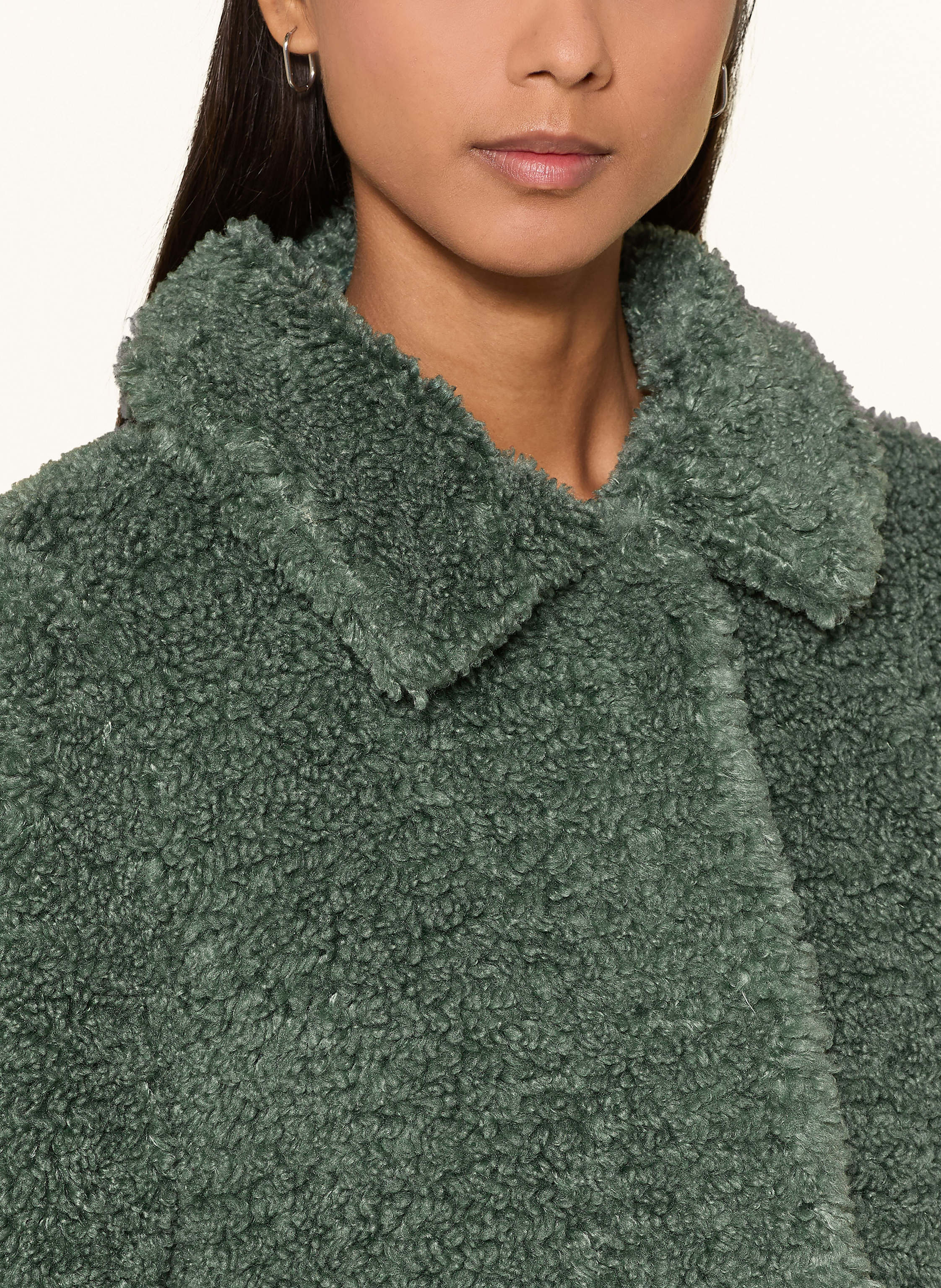 Thumbnail - Cartoon Teddyfell-Jacke gruen