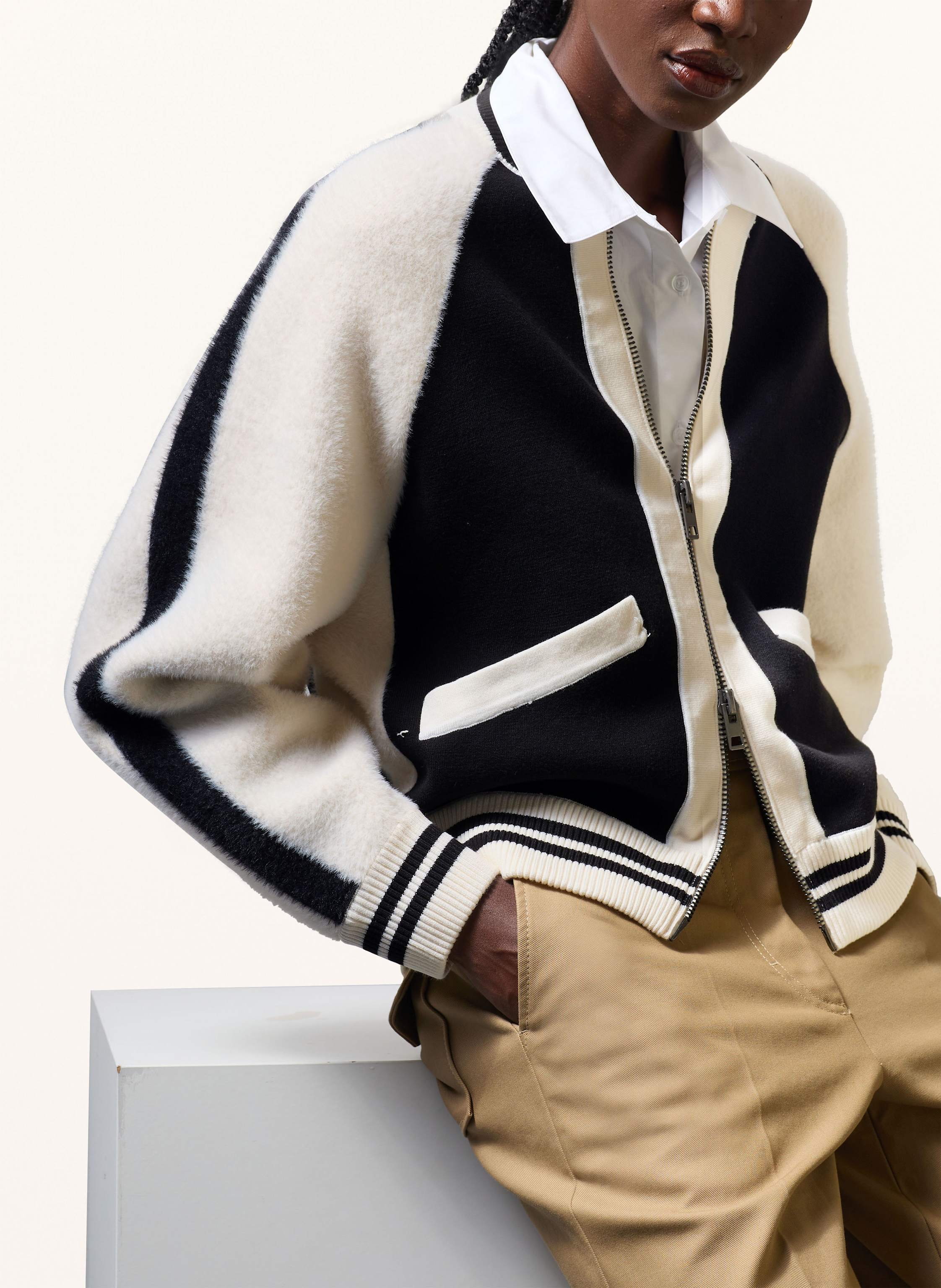 Thumbnail - Essentiel Antwerp Strickblouson Idol schwarz