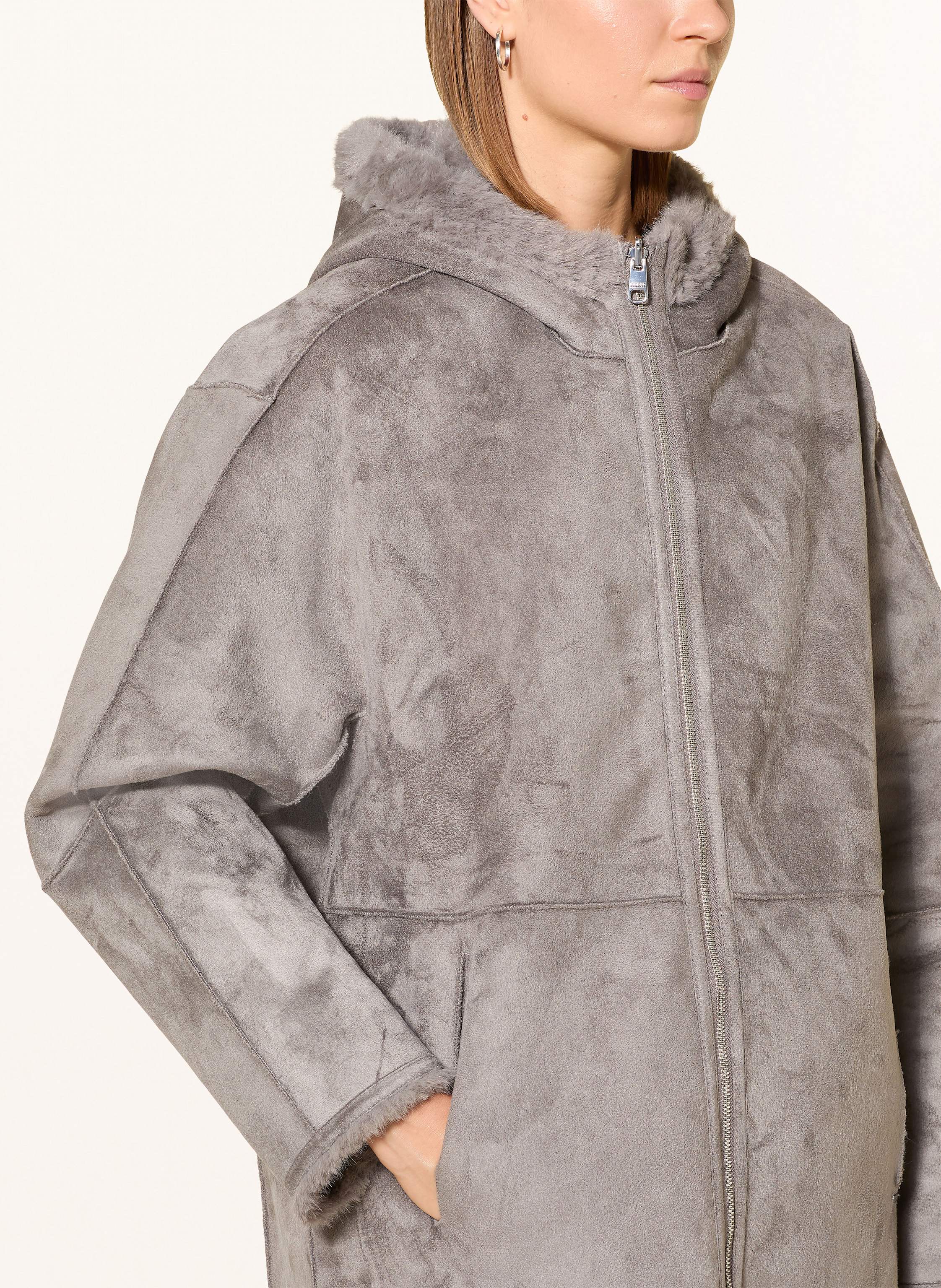 Thumbnail - Cinque Kunstpelz-Mantel Cisaffira Zum Wenden grau