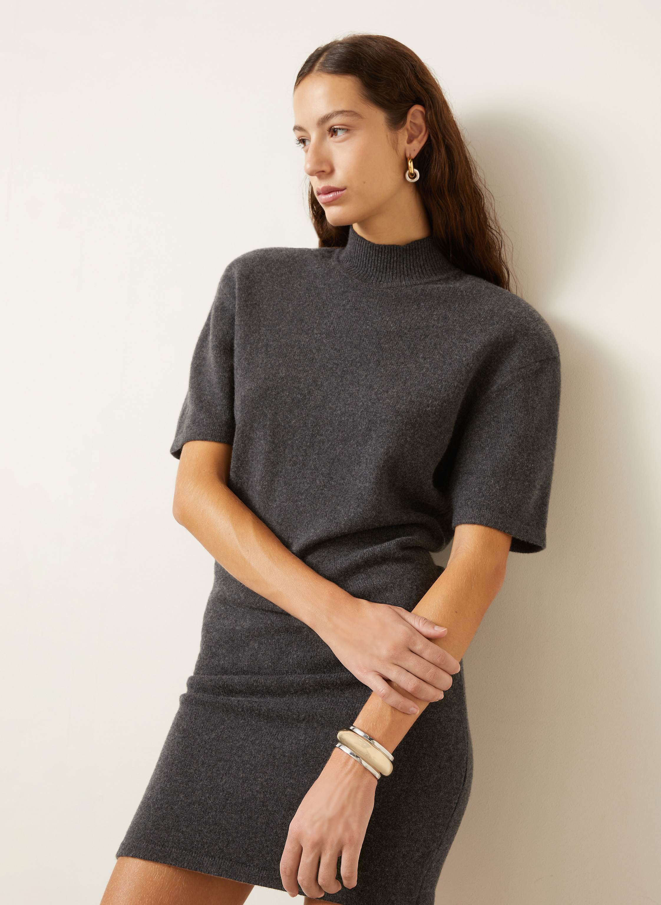 Thumbnail - Jacquemus Strickkleid La Robe Maille Castagna grau